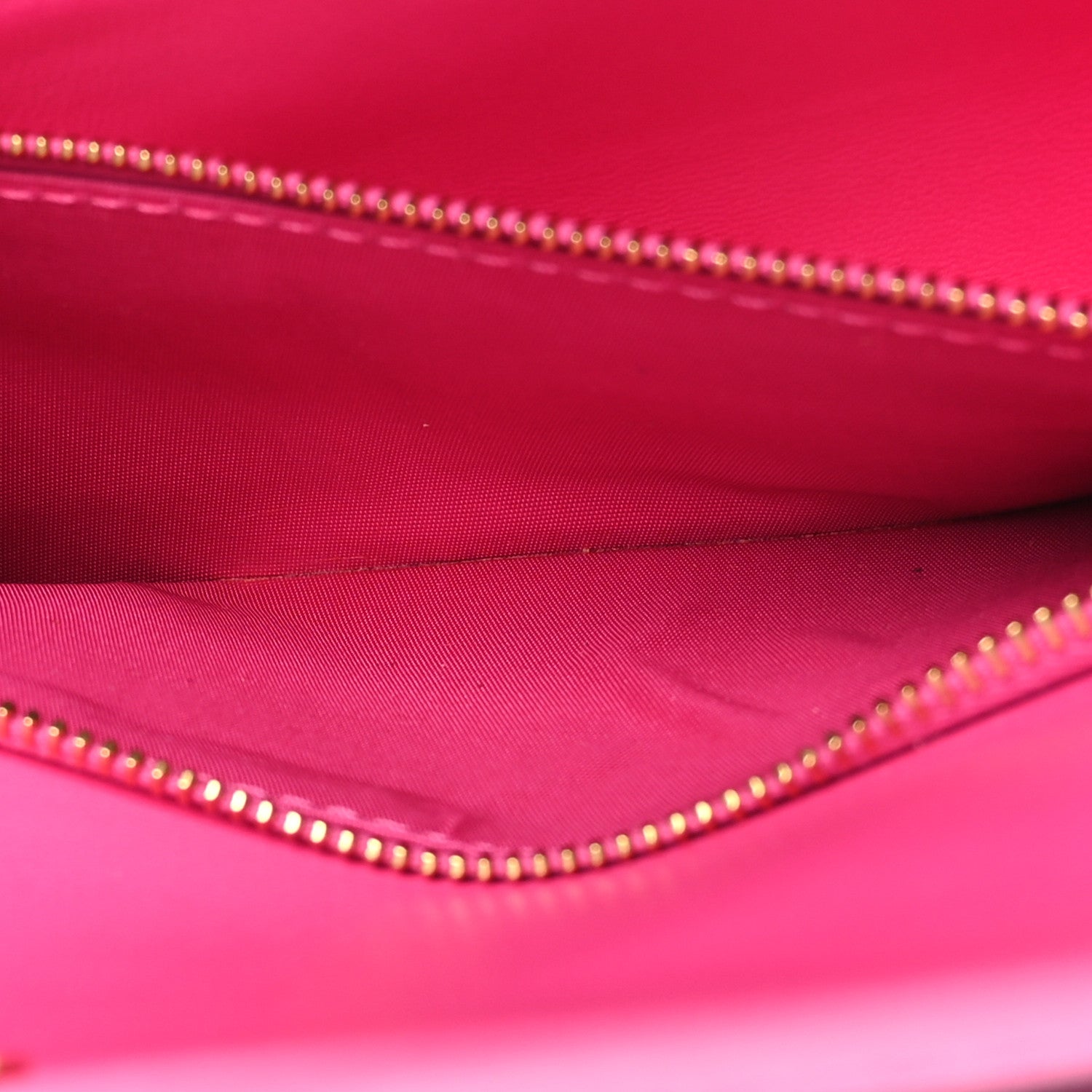 Valentino Garavani Nappa Roman Stud Wallet On Chain Pink PP 6 of 11