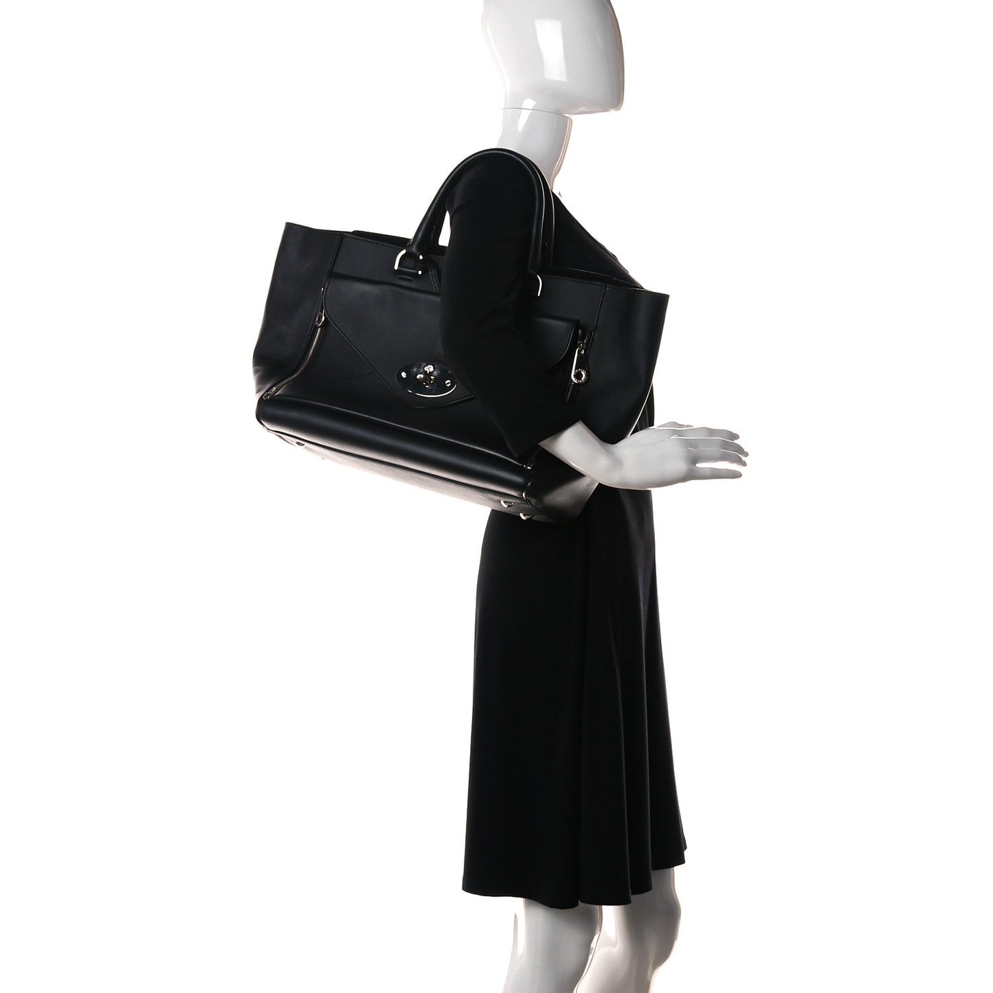 Silky Calf Medium Willow Tote Black