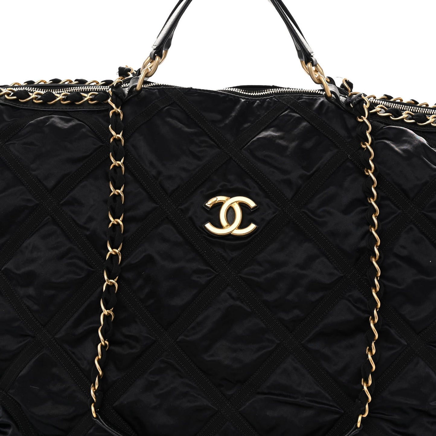 Nylon Grosgrain Quilted Maxi Lifestyle Bowling Black