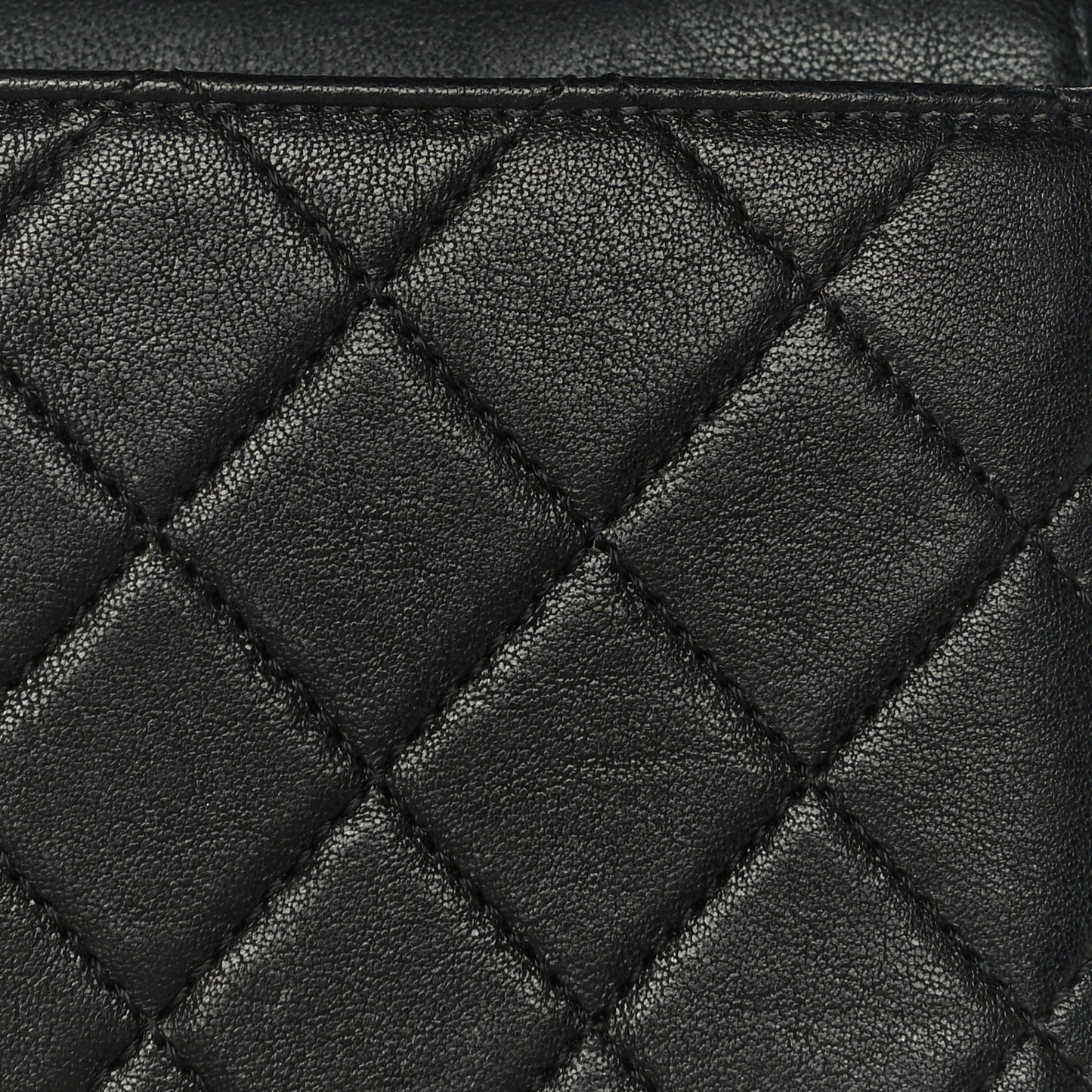 Goatskin Quilted Chic Pearls Flap Black