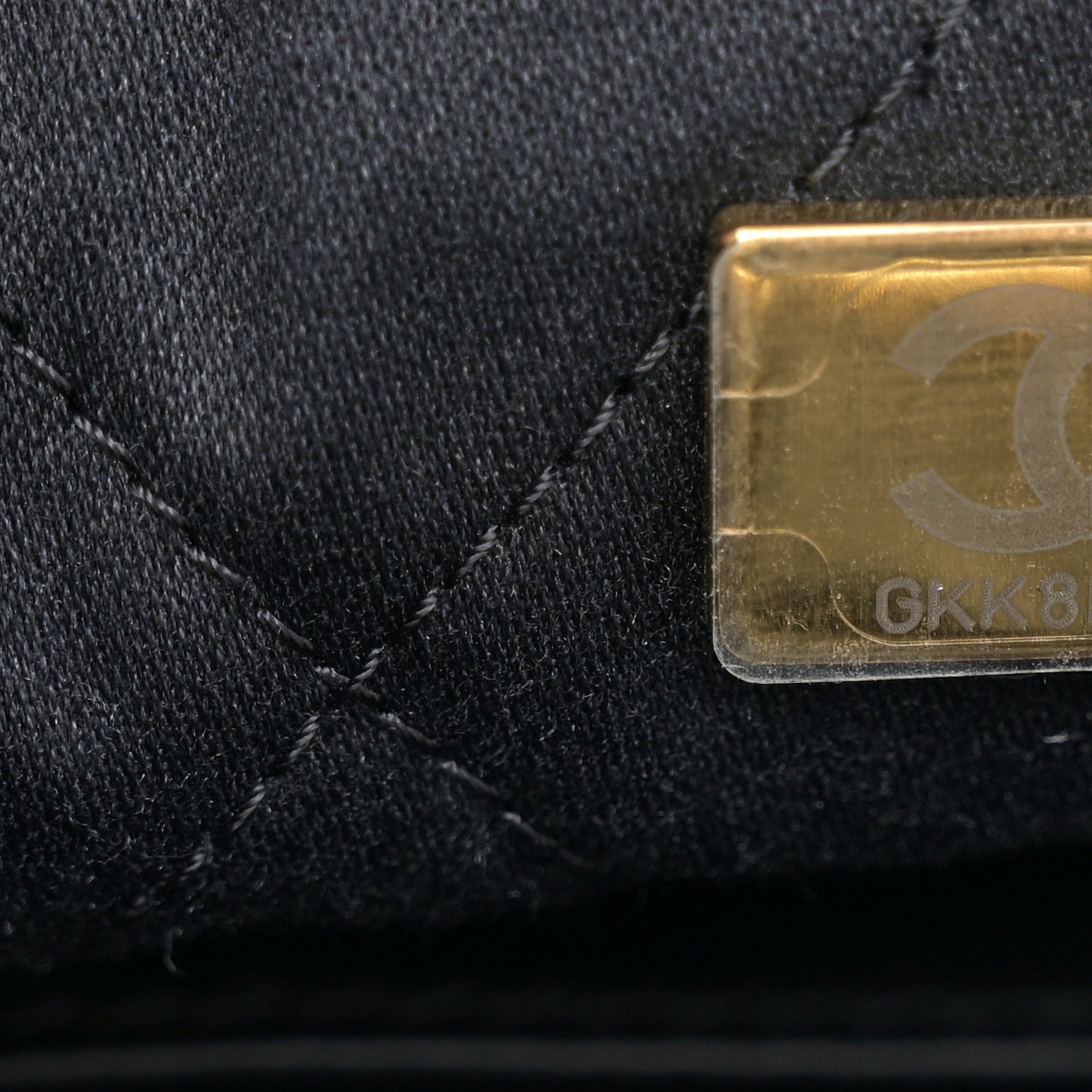Shiny Crumpled Calfskin Quilted Pearl Mini Chanel 22 Black