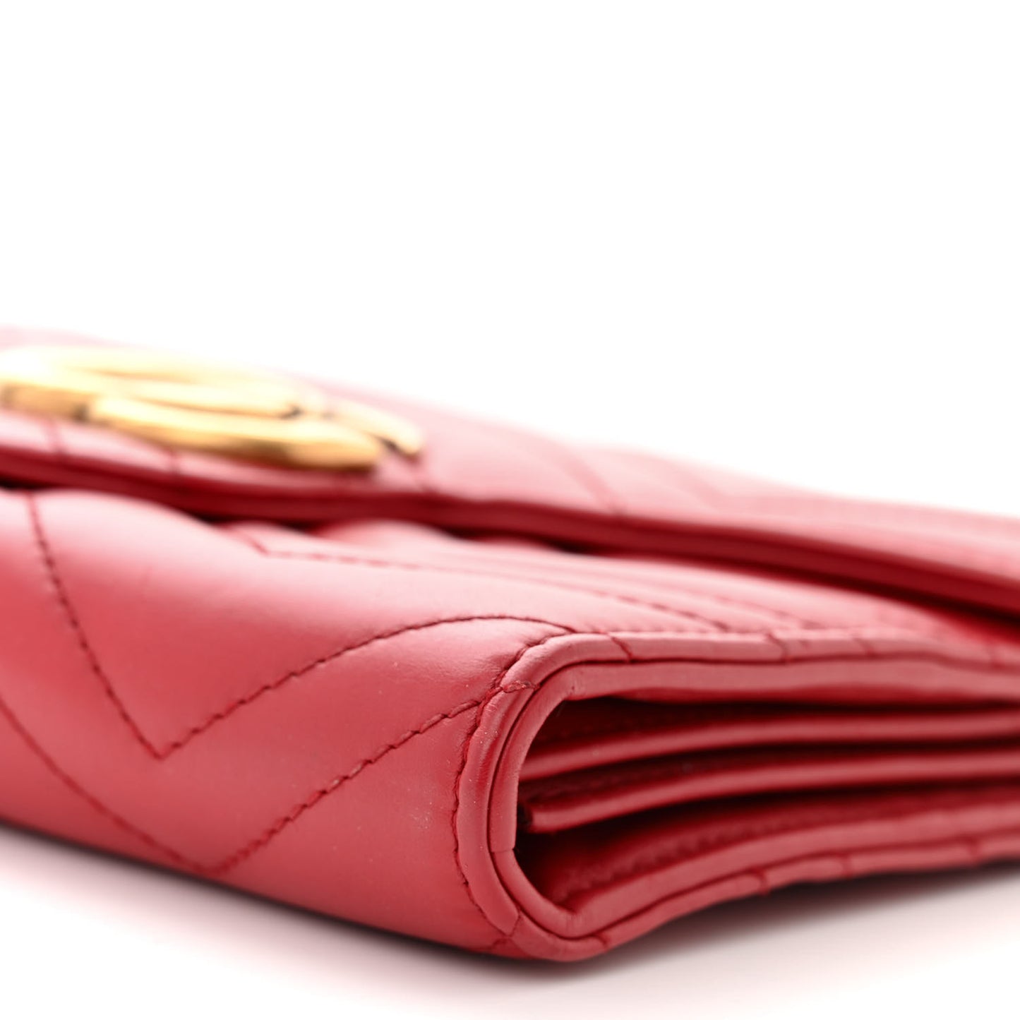 Calfskin Matelasse GG Marmont Chain Wallet Hibiscus Red
