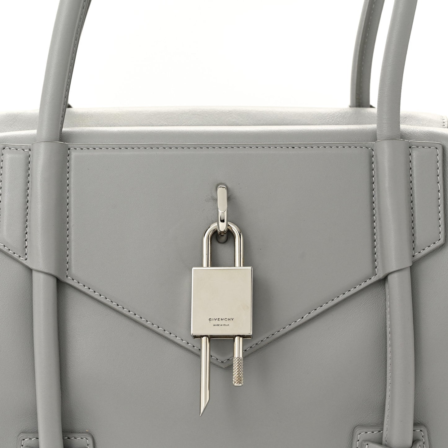 Smooth Calfskin Medium Antigona Soft Lock Duffle Bag Pearl Grey