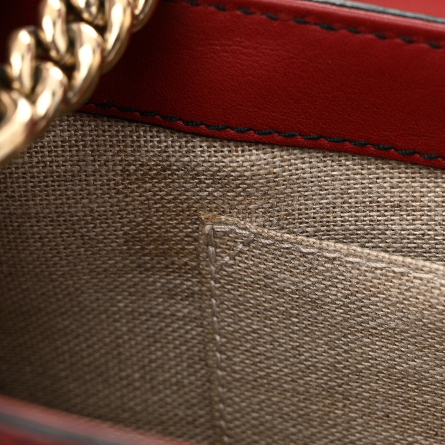 Microguccissima Medium Emily Chain Shoulder Bag Red