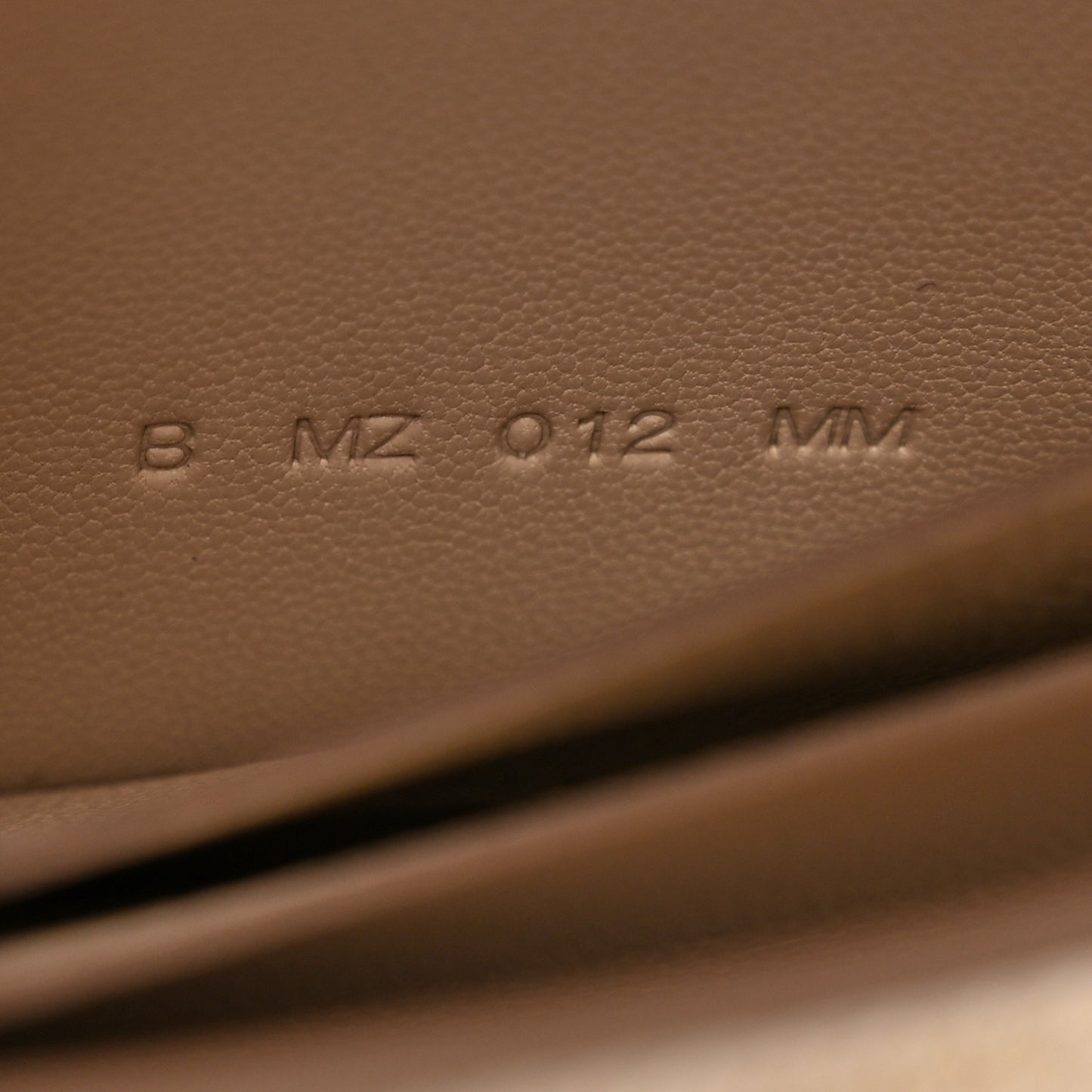 Epsom Constance Slim Wallet Craie