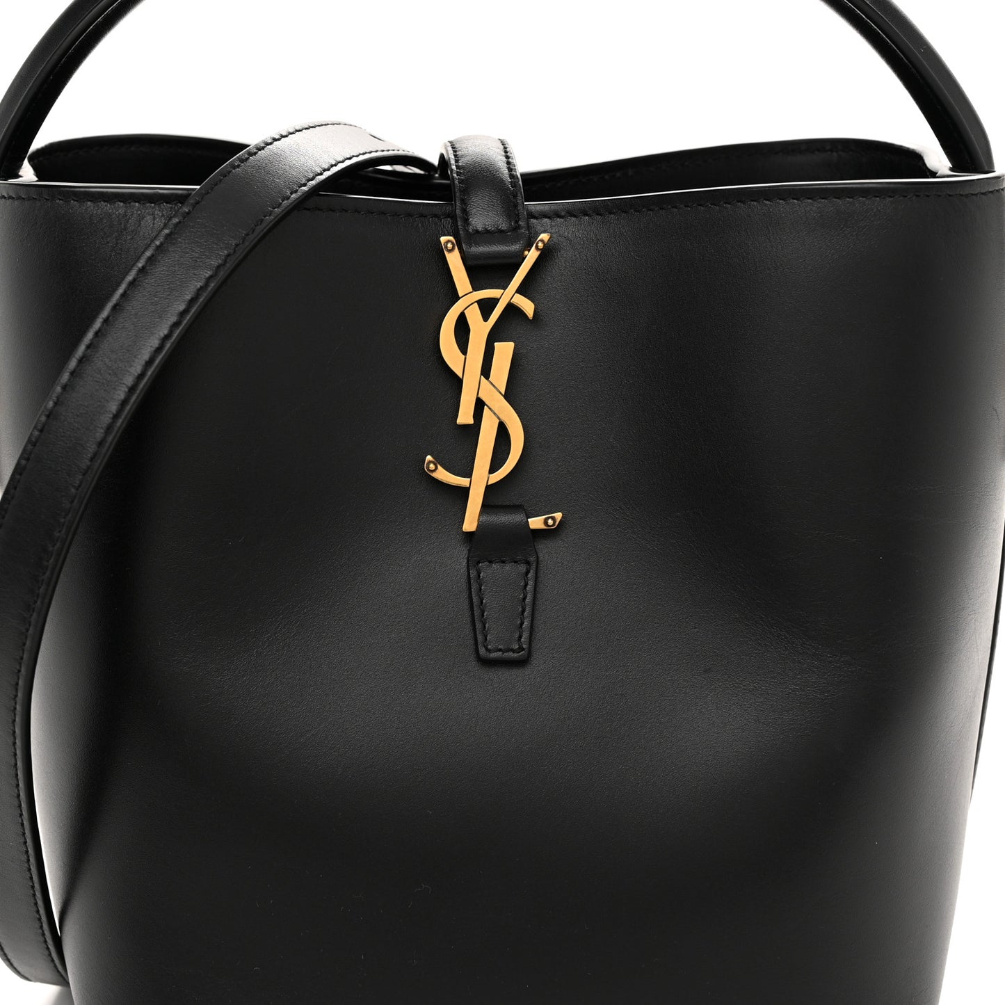 Shiny Calfskin Le 37 Mini Bucket Bag Black