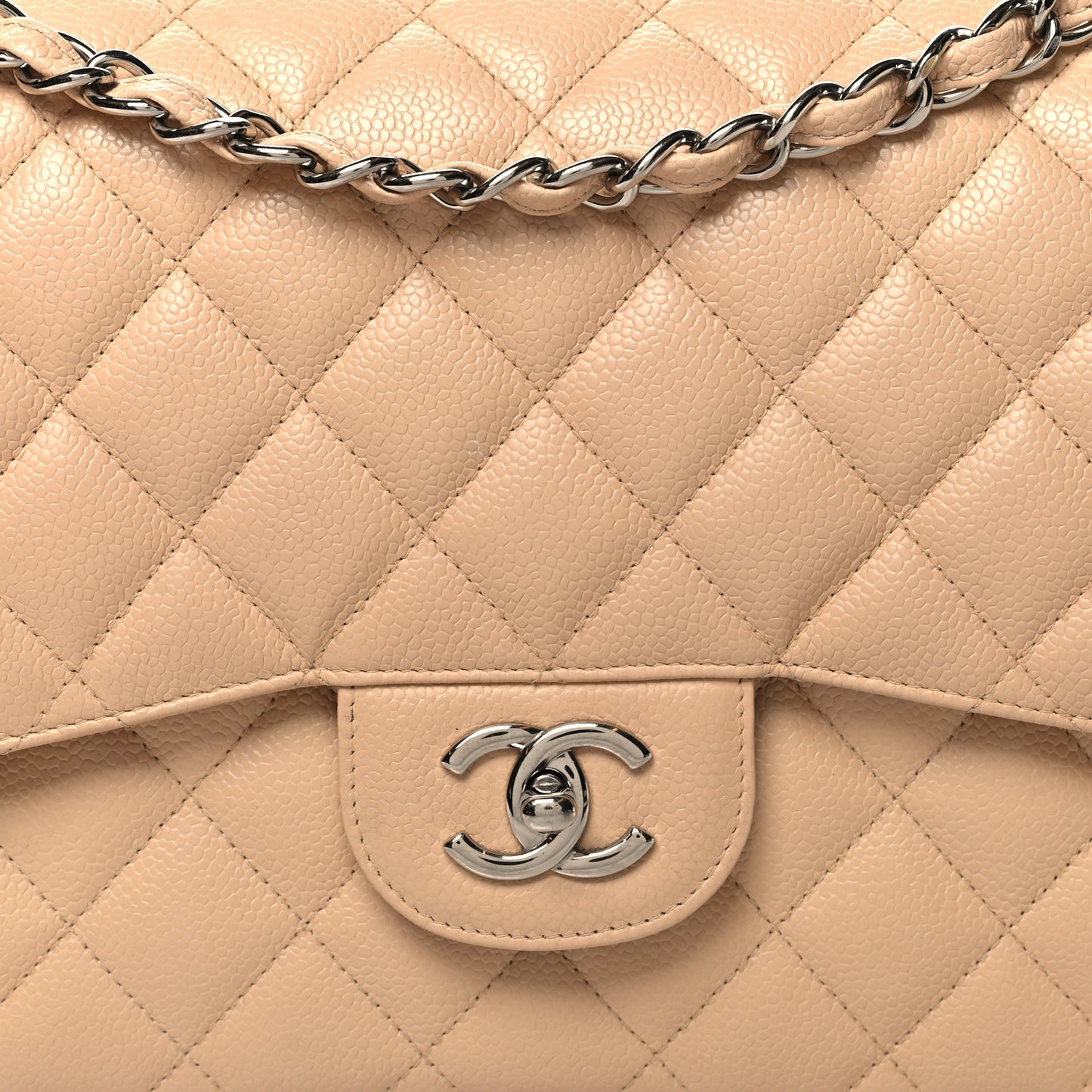 Caviar Quilted Jumbo Double Flap Beige Clair