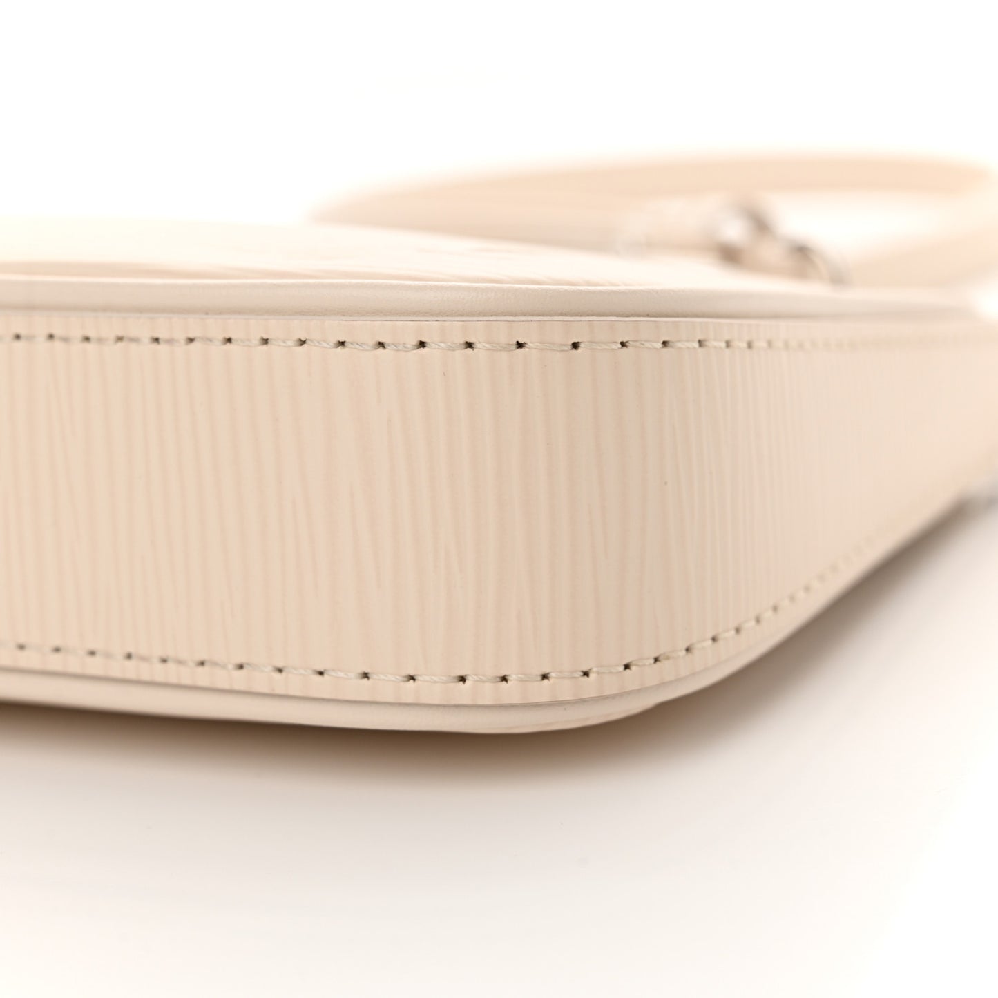 Epi Easy Pouch On Strap Quartz