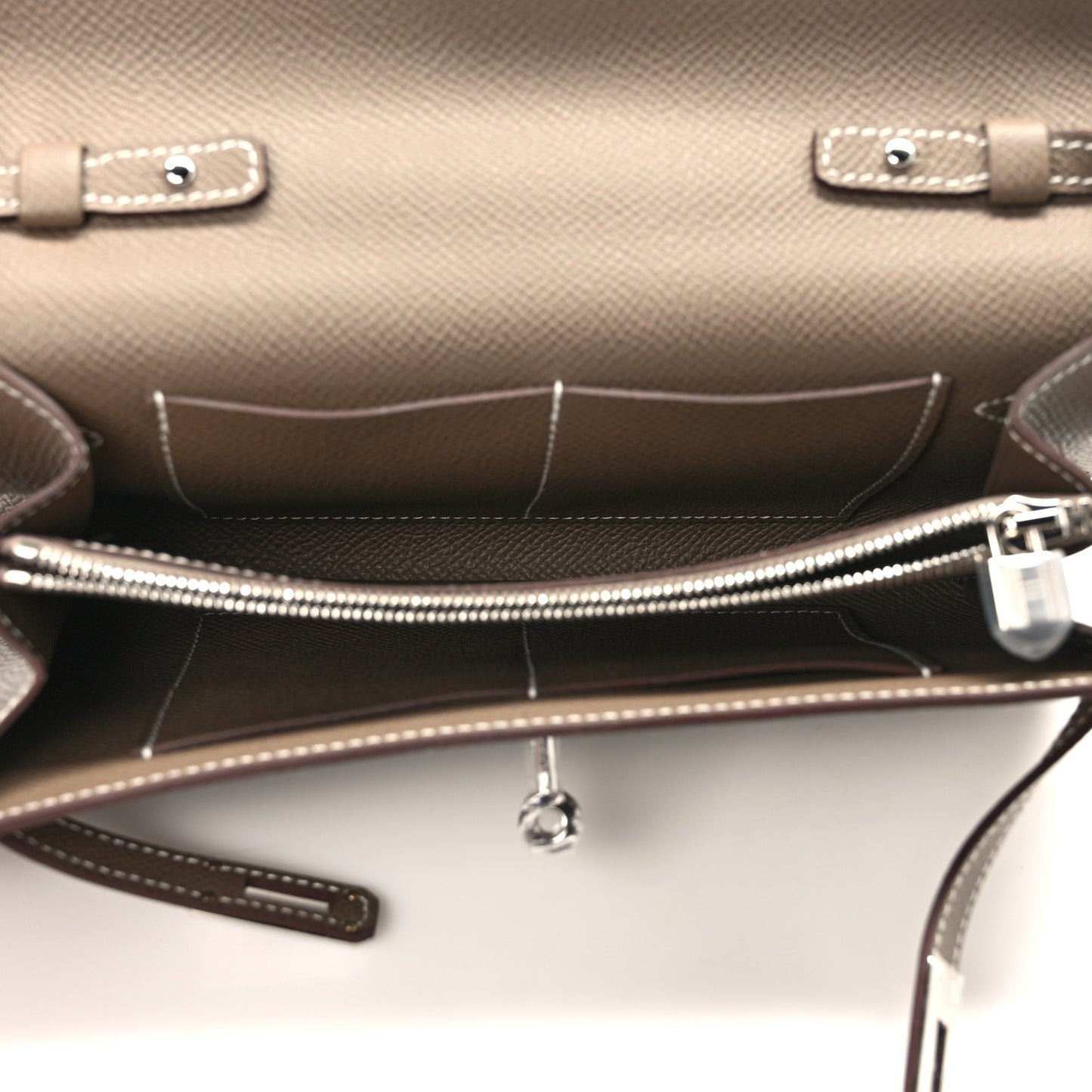 Epsom Kelly Wallet To Go Etoupe