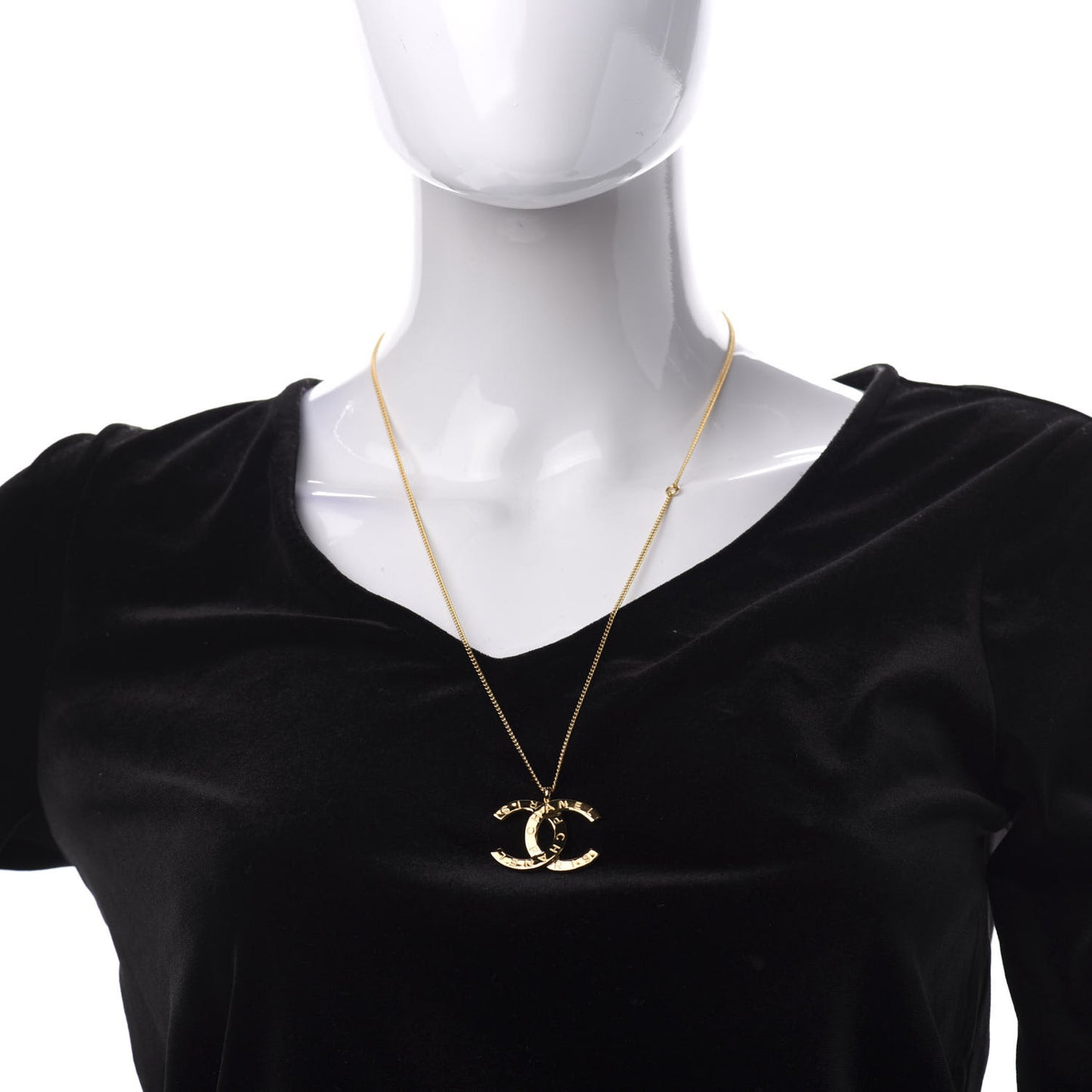 Metal CC Paris Button Necklace Gold