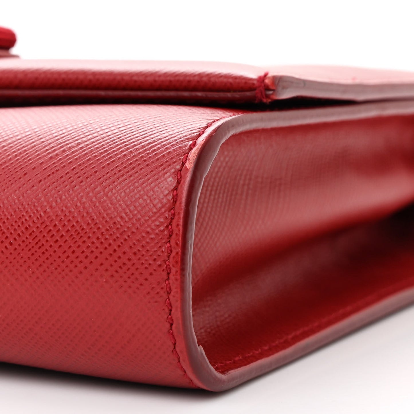 Hammered Calfskin Mini Miss Vara Bow Chain Bag Rosso