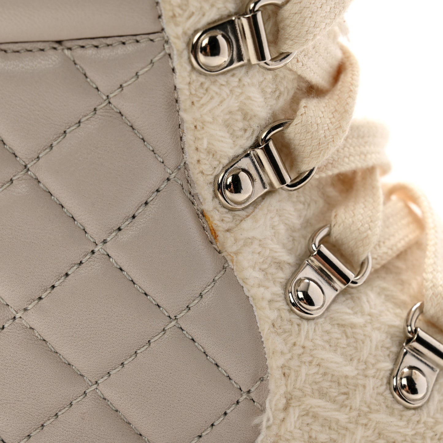Tweed Patent Cap Toe Lace Up Short Boots 39.5 White