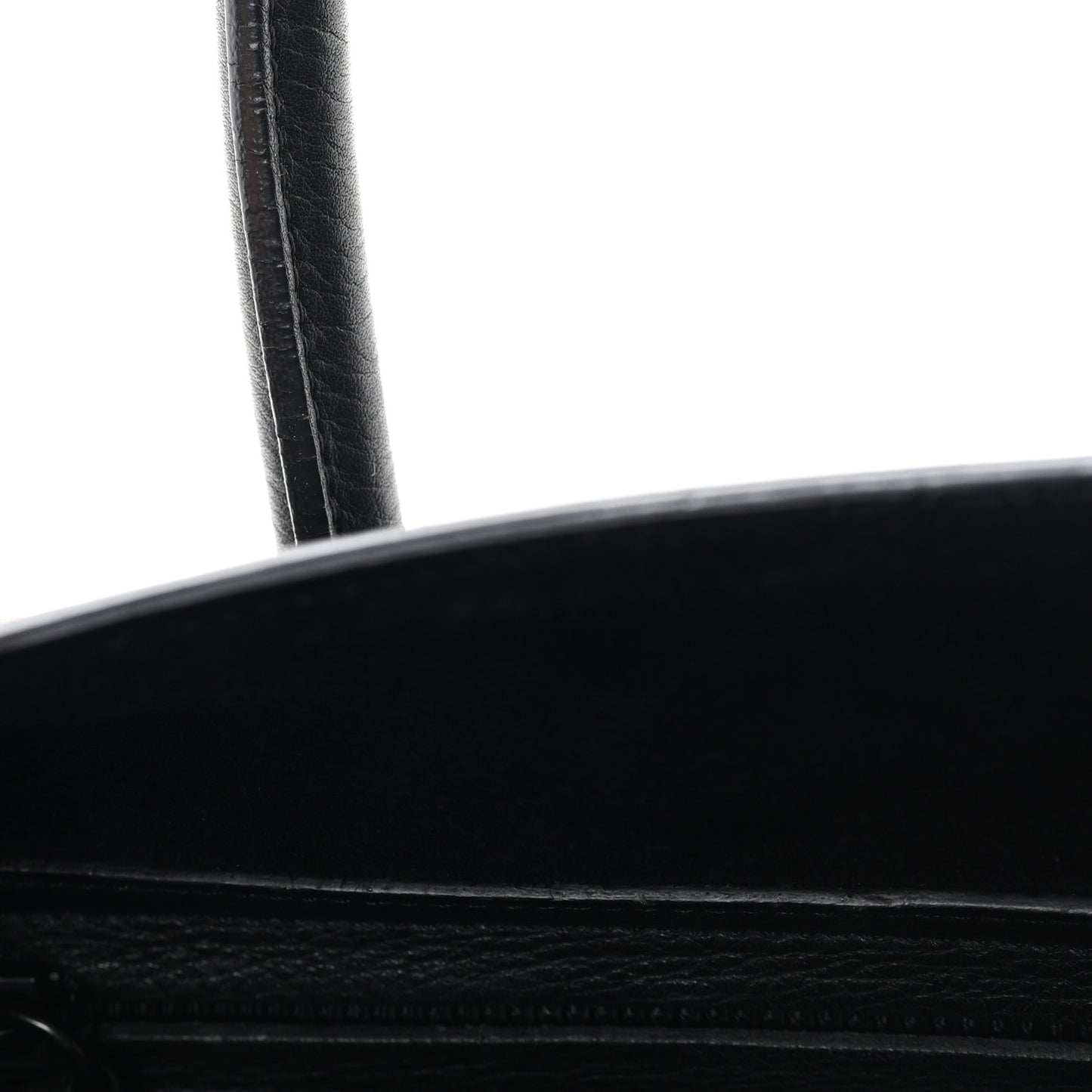 Grained Calfskin Medium Phantom Luggage Black