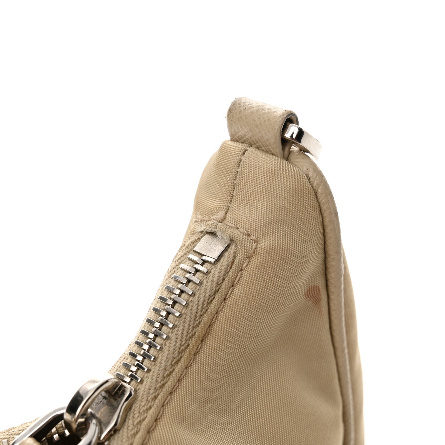 Prada Re-Nylon Saffiano Re-Edition 2005 Shoulder Bag Deserto 22 of 24