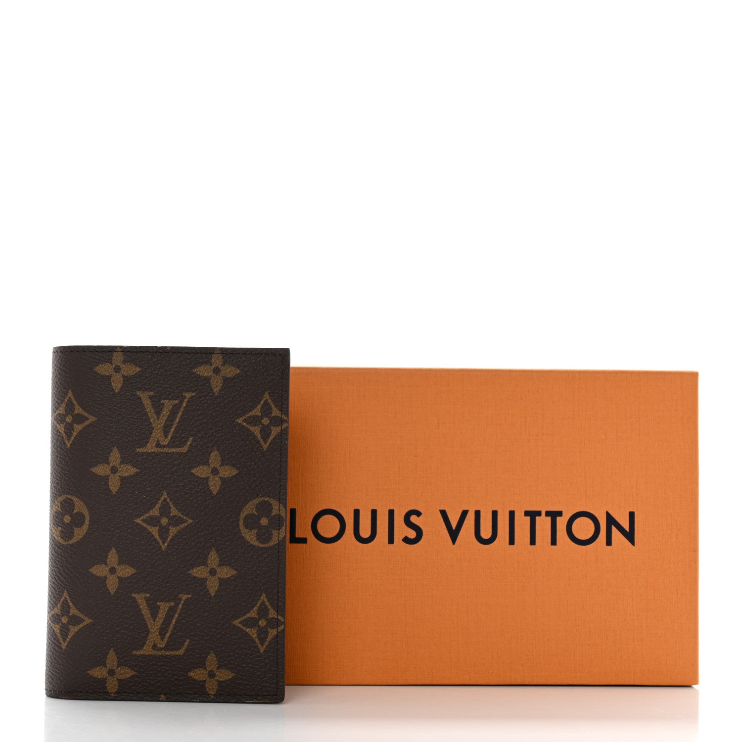 Louis Vuitton Monogram Passport Cover 8 of 8