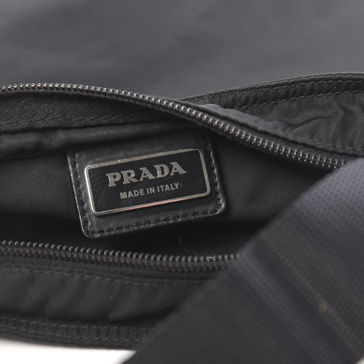 Nylon Vela Flat Messenger Bag Black