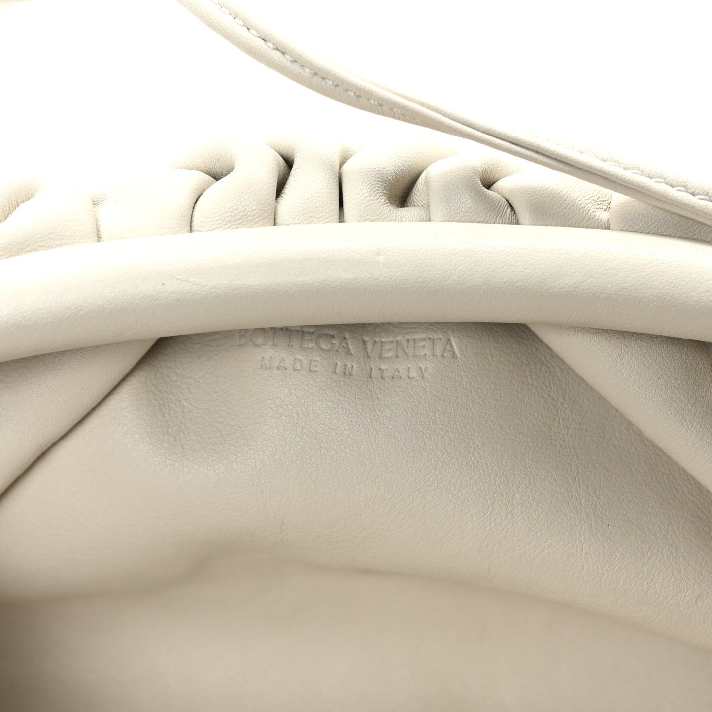Butter Calfskin The Mini Pouch Plaster