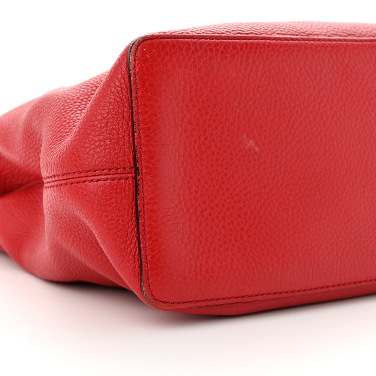 Pebbled Calfskin Large Soho Hobo Tabasco Red