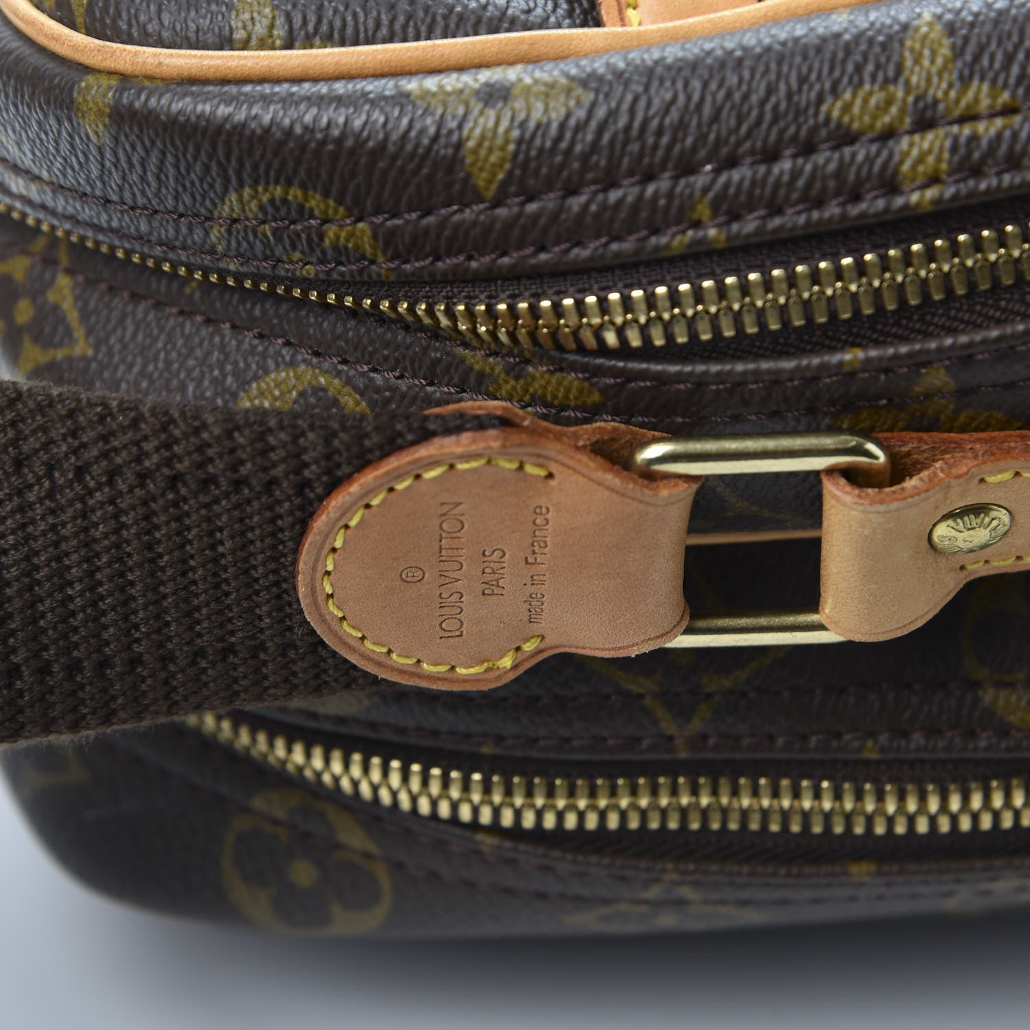 Louis Vuitton Monogram Reporter GM 7 of 8