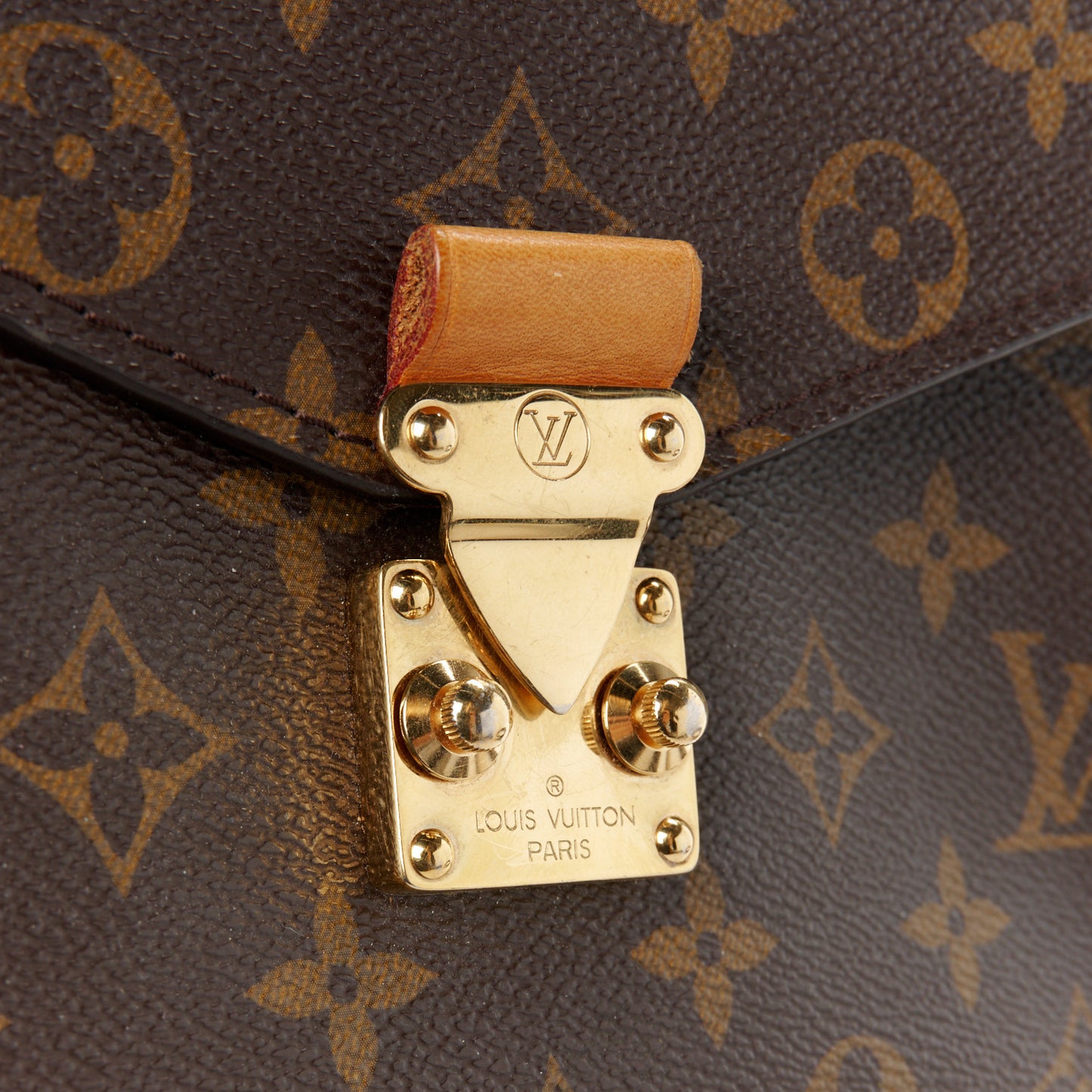 Monogram Pochette Metis