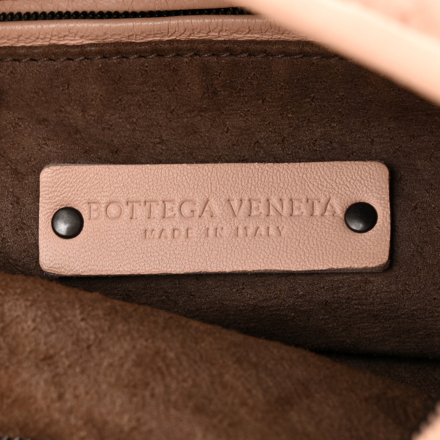 Nappa Intrecciato Veneta Hobo Flamingo