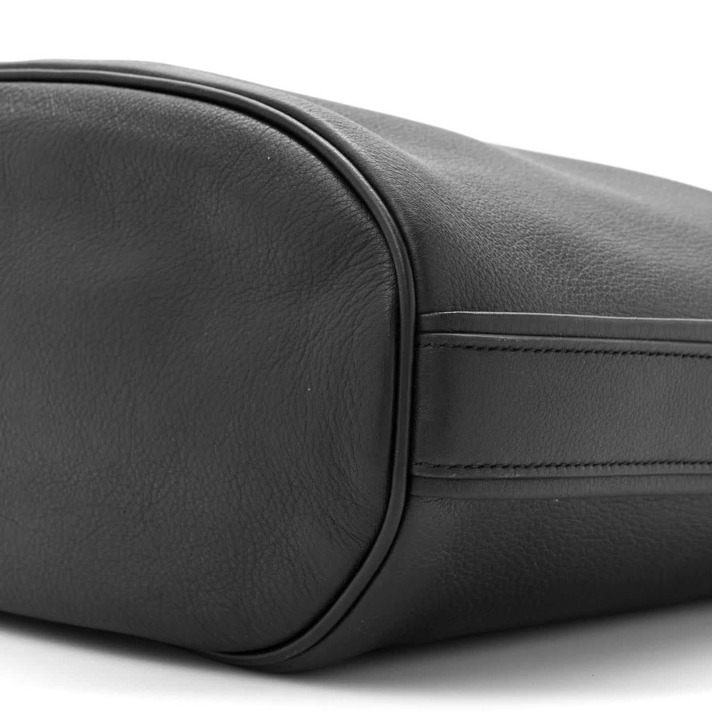 Calfskin Medium Archivo Gancio Hobo Black Black