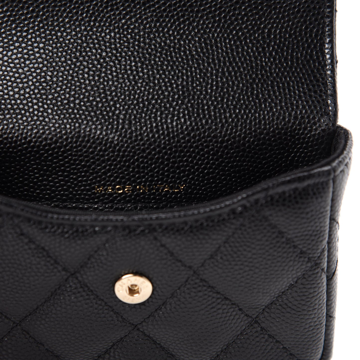 Caviar Quilted Pearl Card Holder On Chain Black
