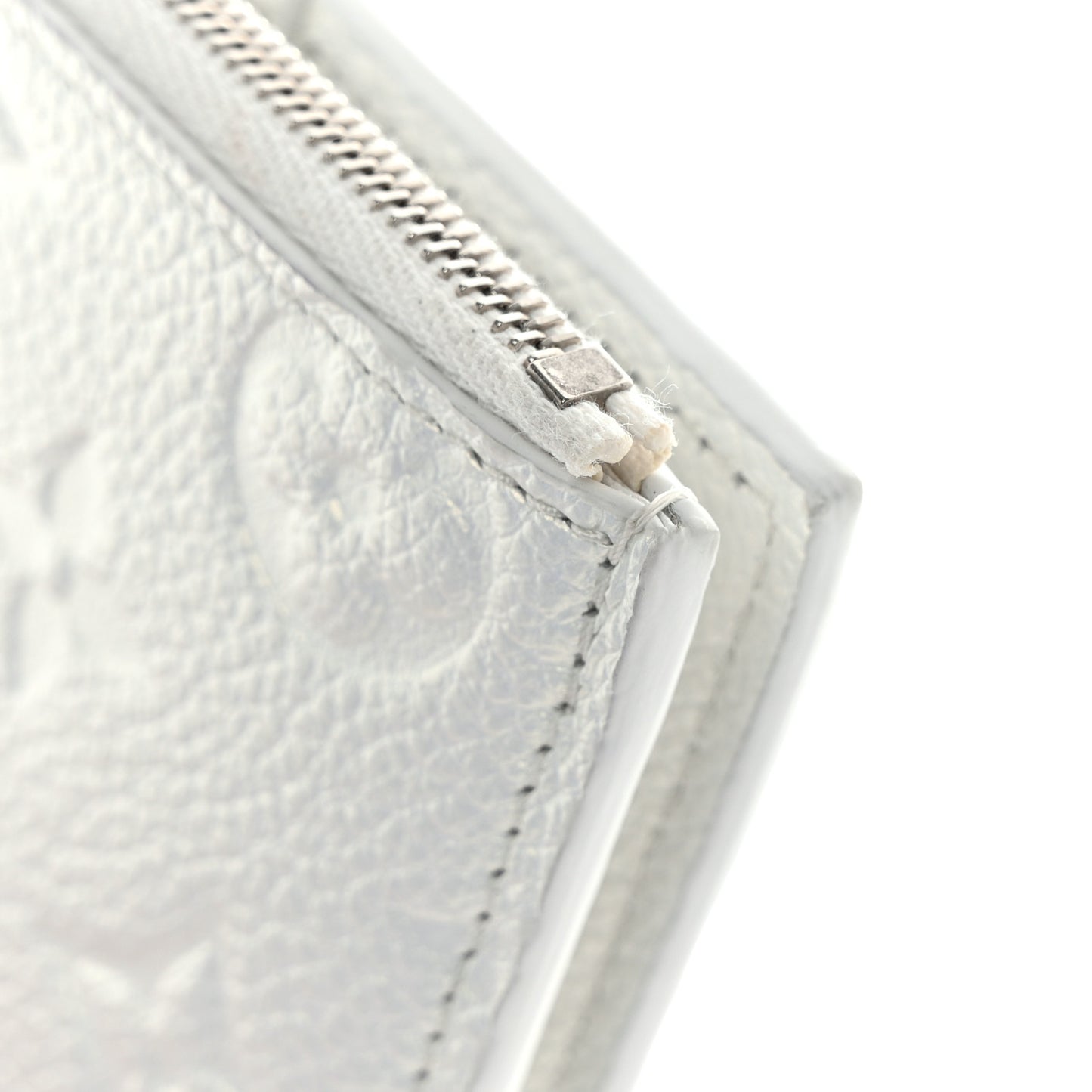 Empreinte Monogram Flower Lisa Wallet Snow