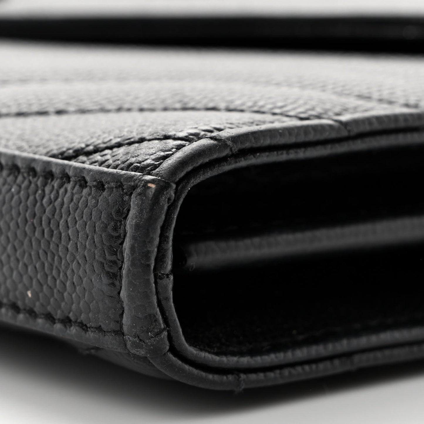 Grain De Poudre Matelasse Chevron Monogram Monochrome Chain Wallet Black