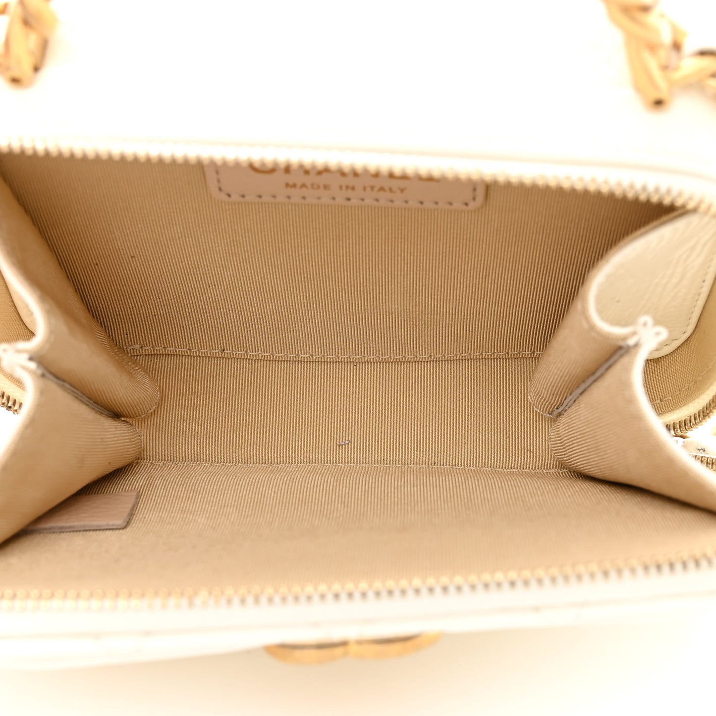 Crumpled Calfskin Quilted Mini Get Round Top Handle Vanity Case White