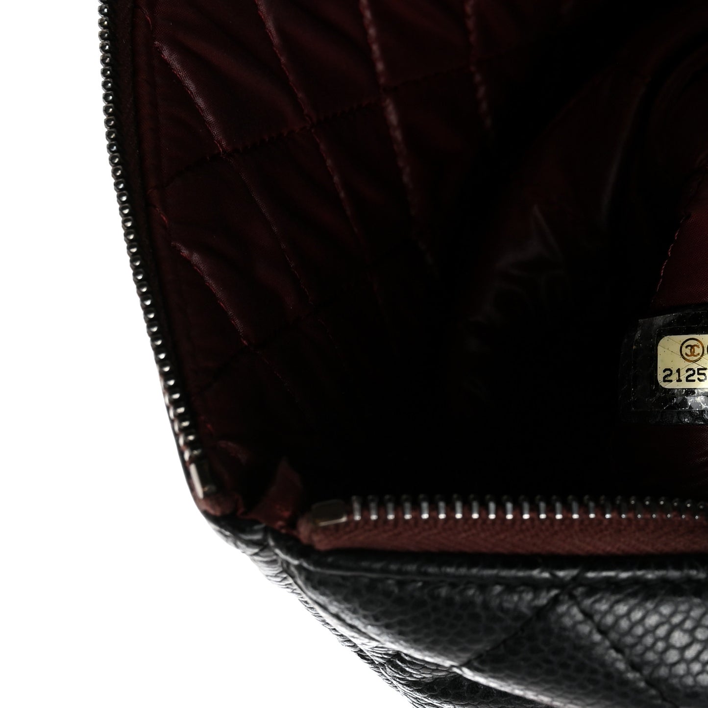 Caviar Quilted Medium Cosmetic Case Black