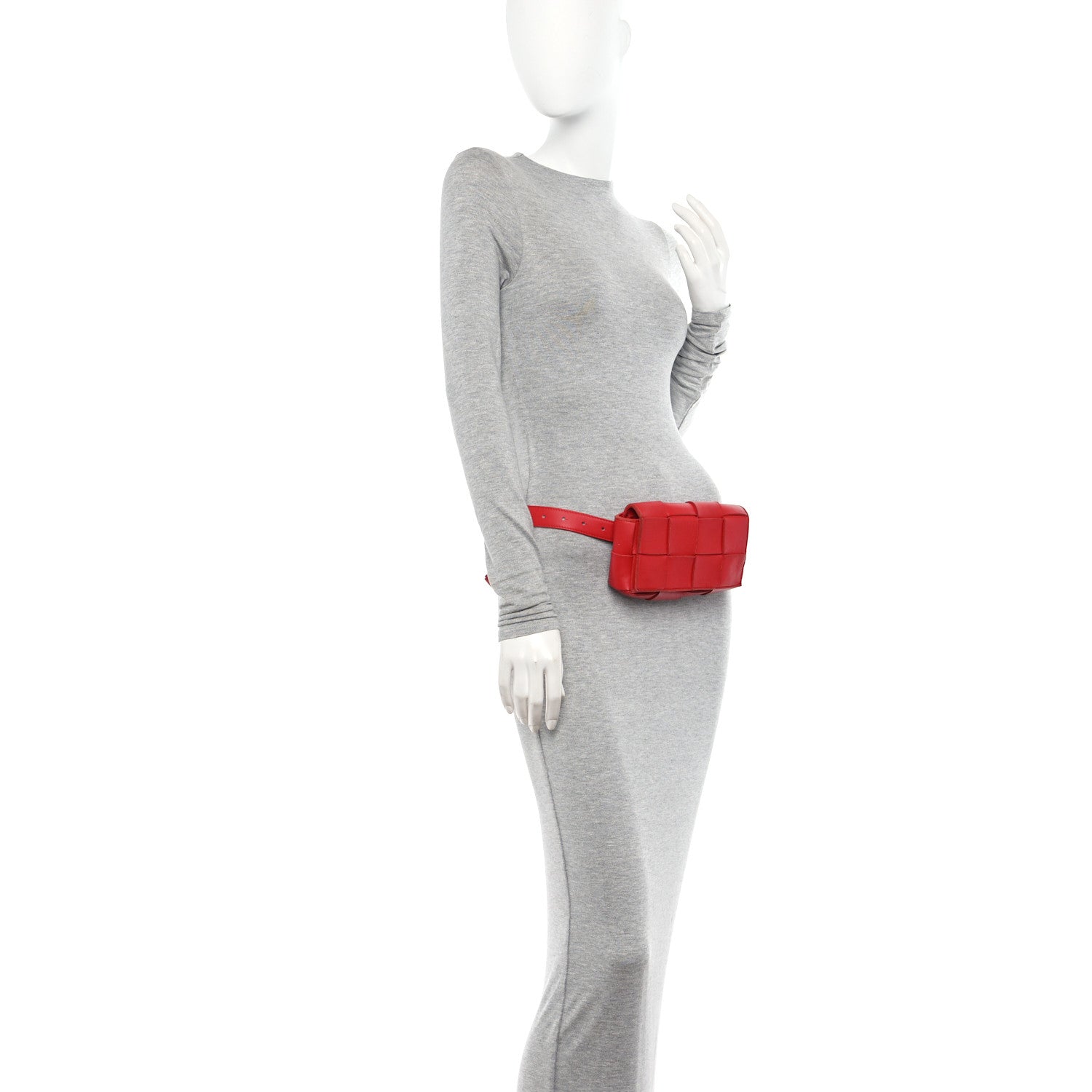 Bottega Veneta Nappa Maxi Intreccio The Belt Cassette Bag Bright Red 2 of 12