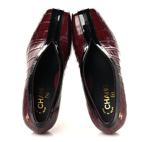 Crocodile Embossed Patent Calfskin Pumps 38.5 Burgundy Black