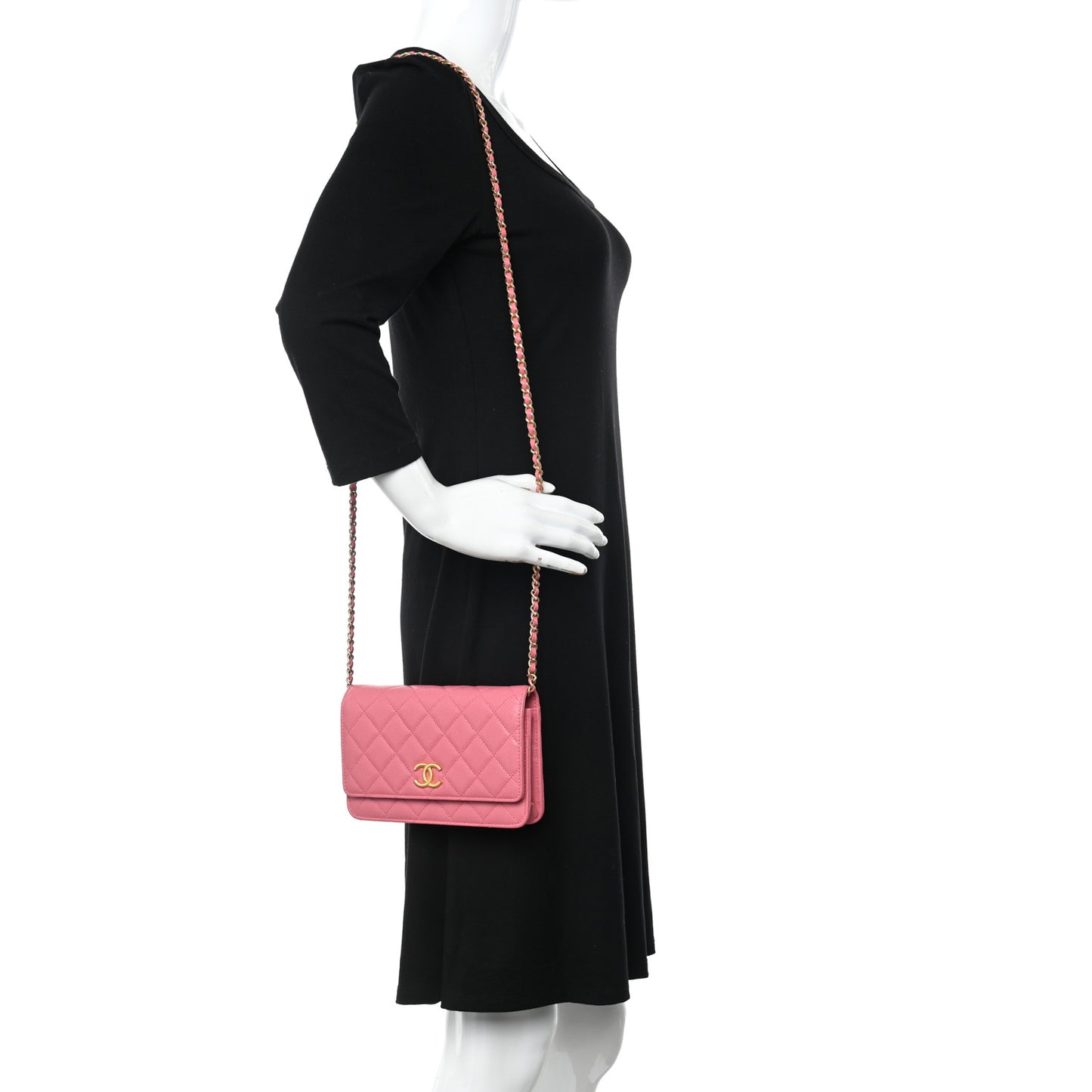 Caviar Quilted Textured CC Wallet On Chain WOC Pink