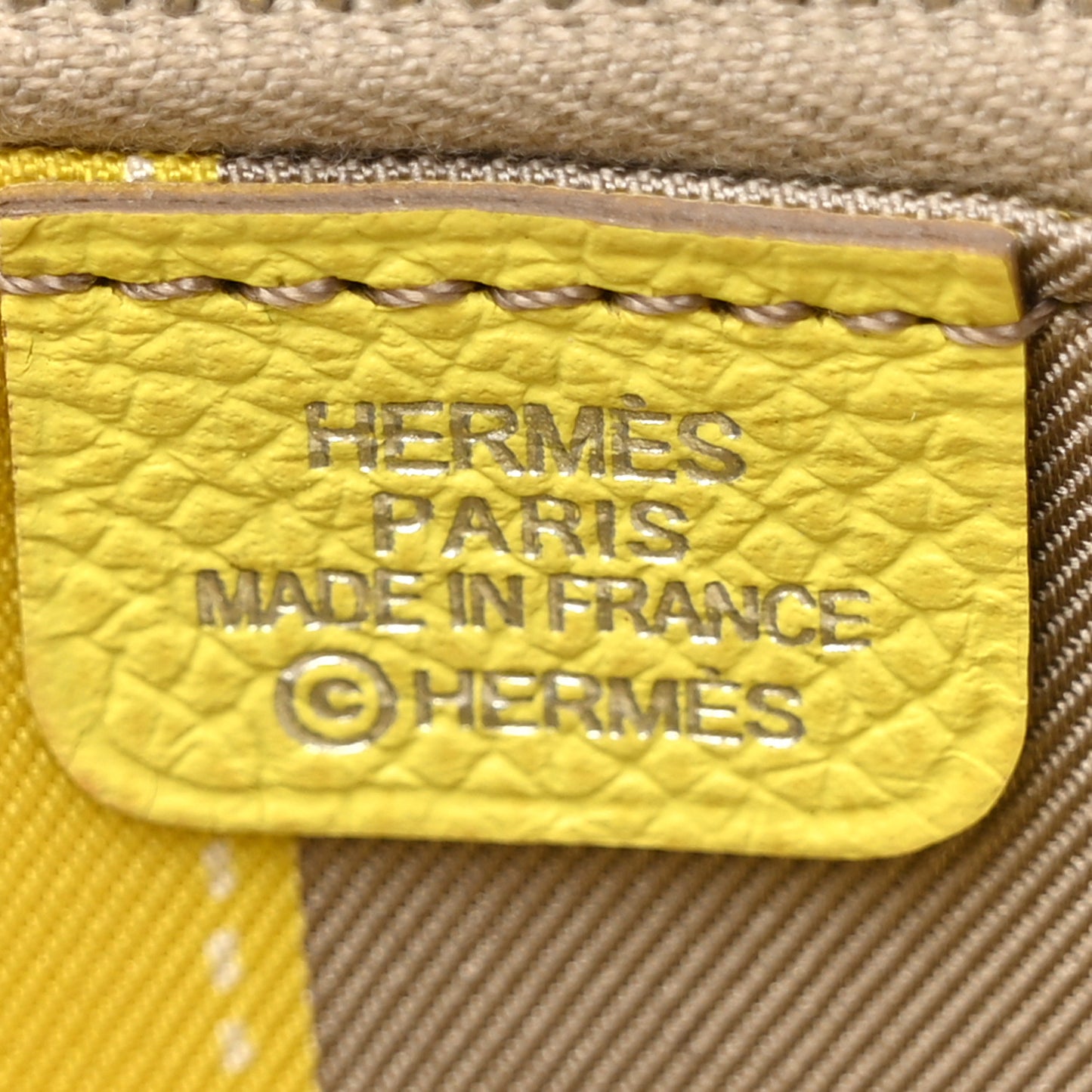 Epsom Silk'In Wallet Soufre