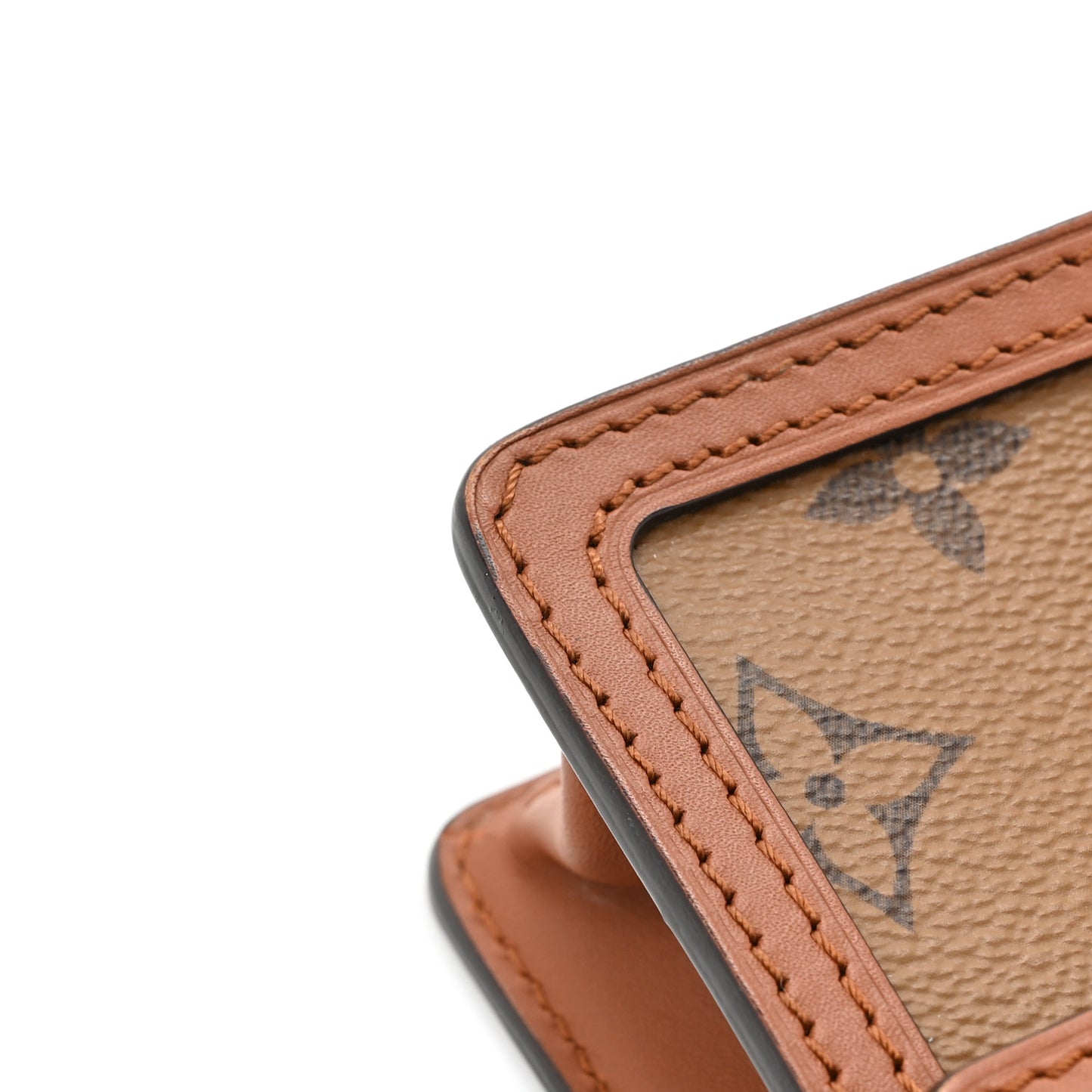 Reverse Monogram Dauphine Chain Wallet