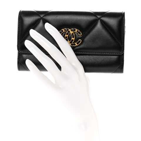 Lambskin Quilted Chanel 19 Flap Wallet Black