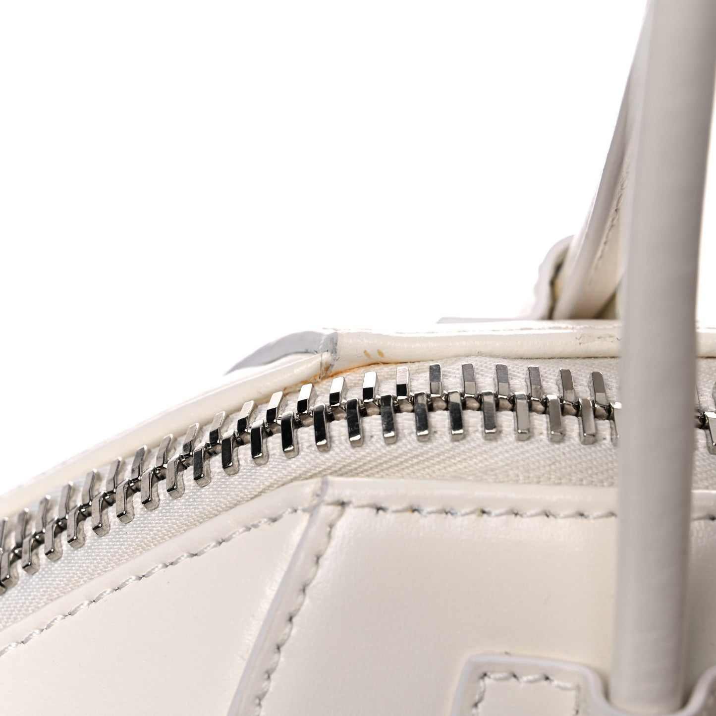 Box Calfskin Mini Lock Antigona Shoulder Bag White