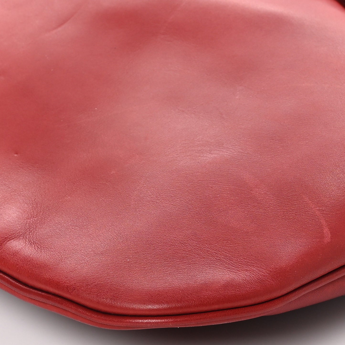 Calfskin Medium Paris VII Flat Hobo Red