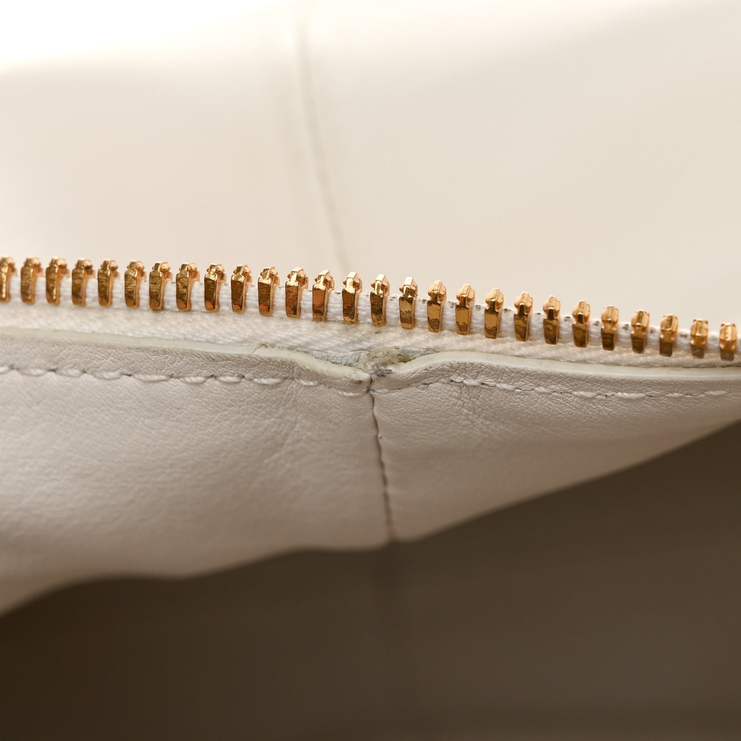 Calfskin Teen Double Knot Hobo White