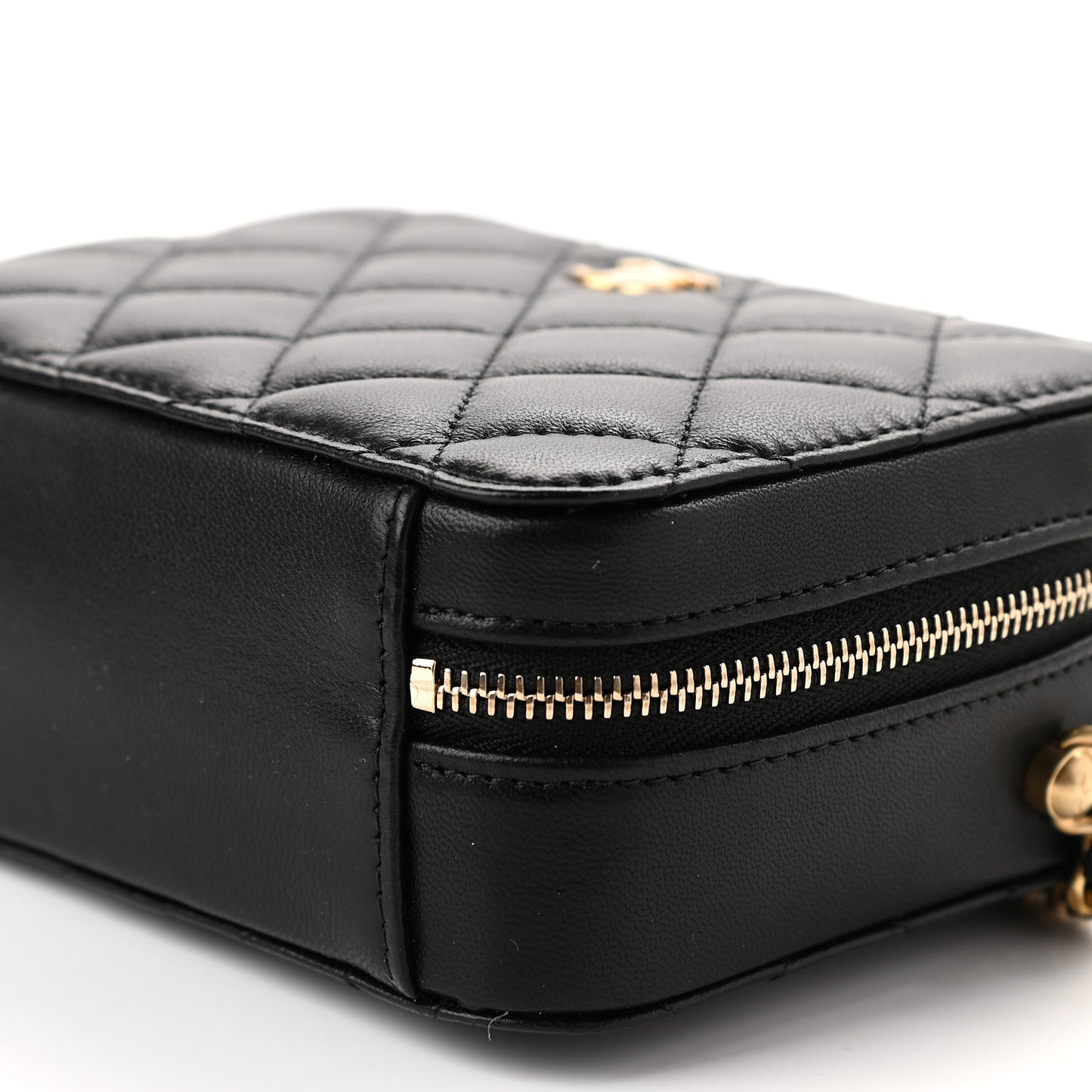 Lambskin Quilted CC Pearl Crush Camera Case Black