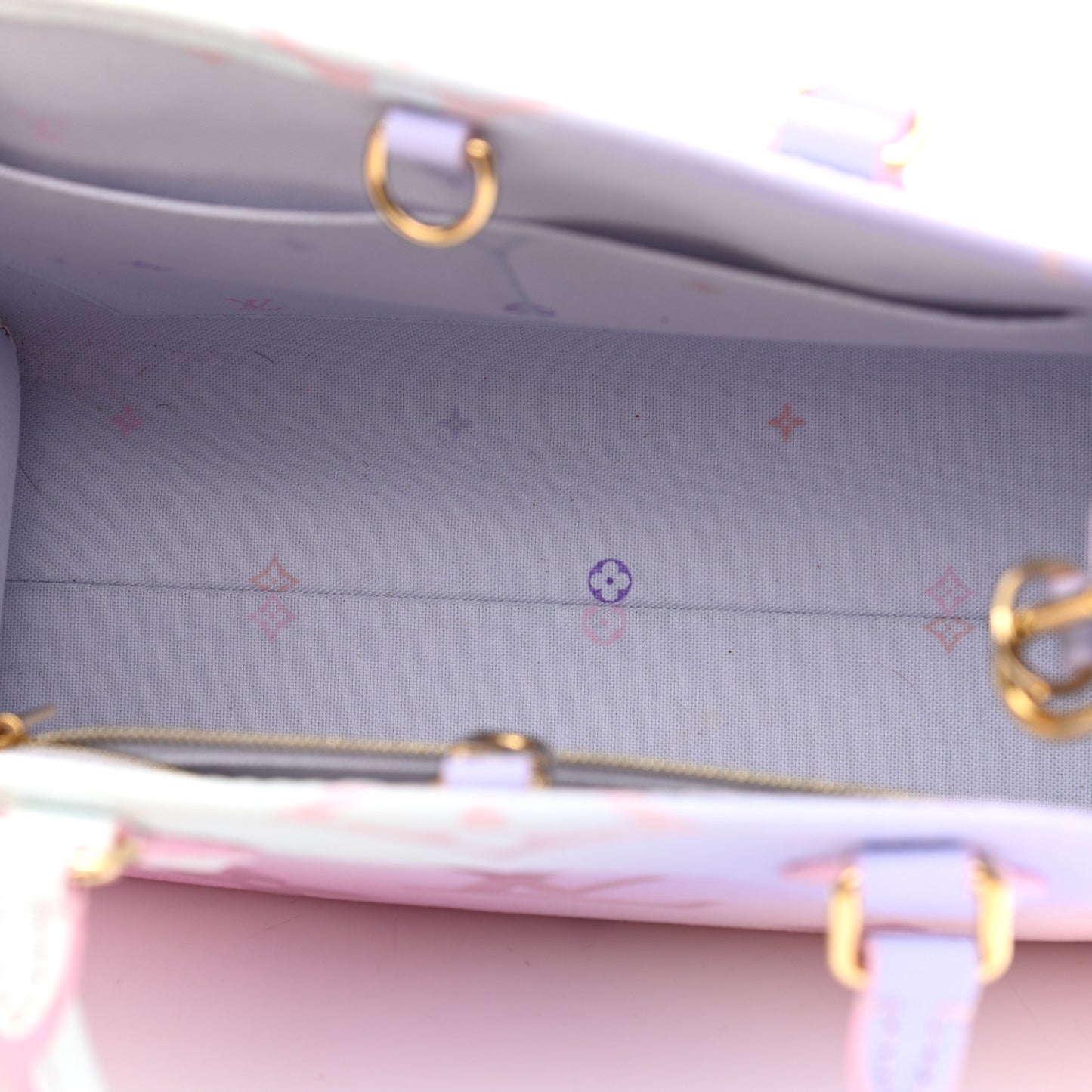 Monogram Giant Spring In The City Onthego PM Sunrise Pastel