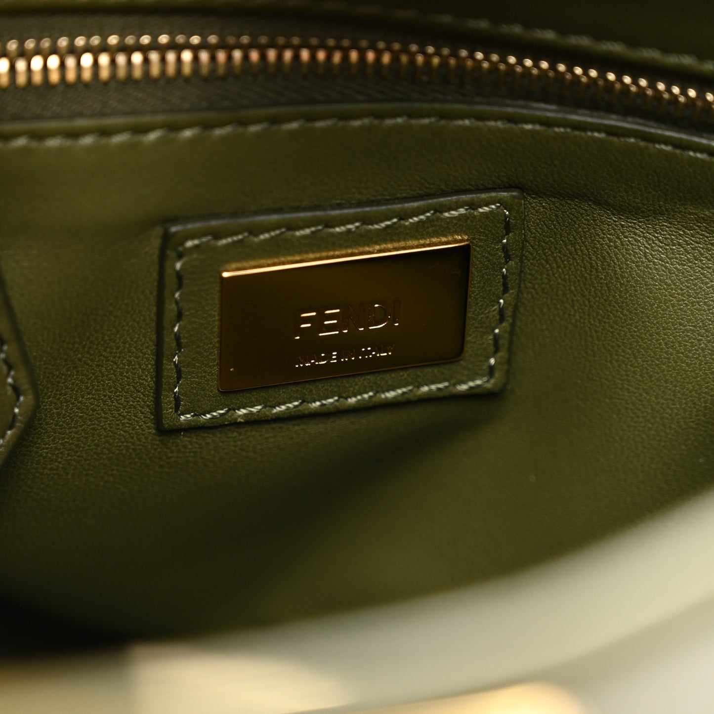 Nappa Mini Peekaboo Iconic Satchel Verde Equatore