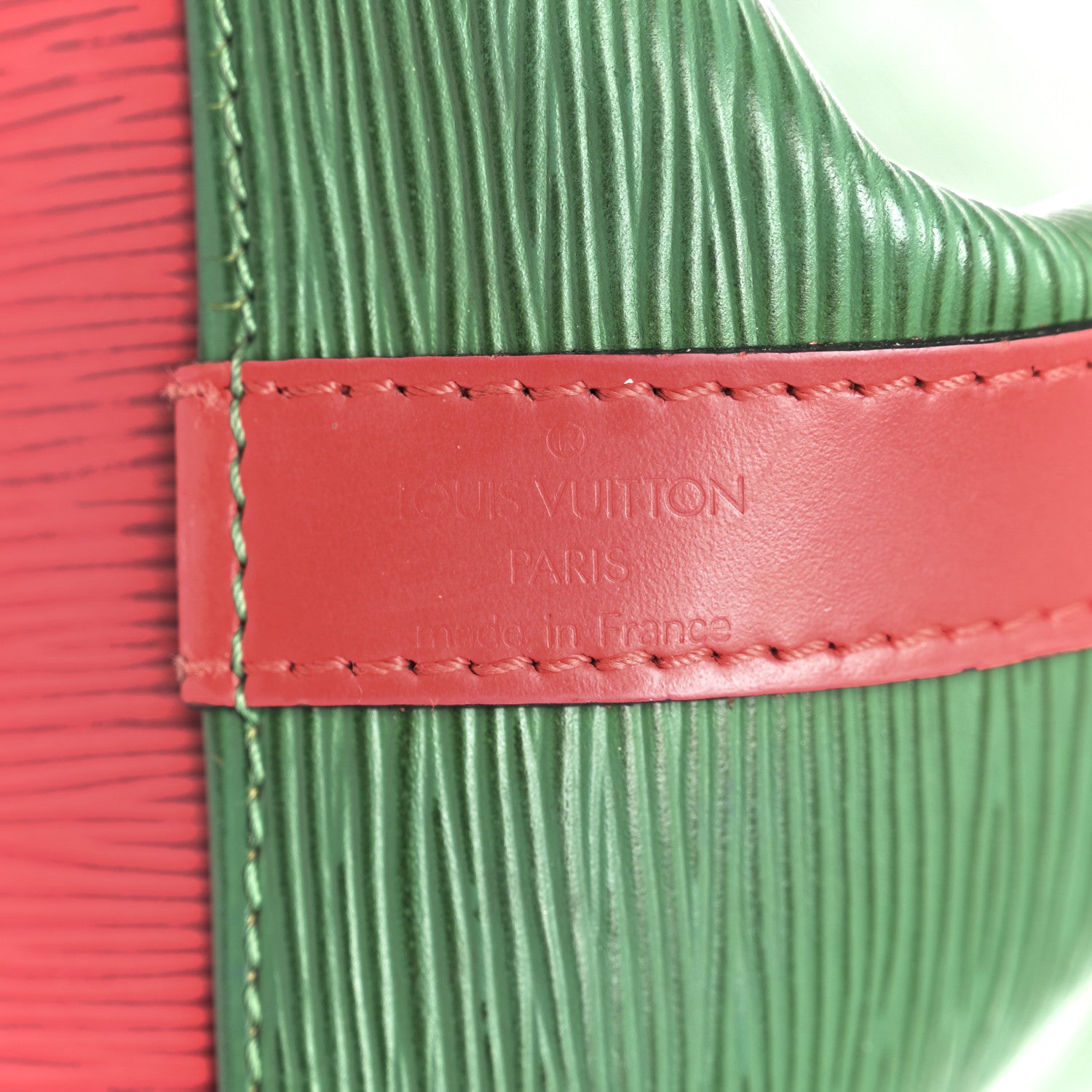Louis Vuitton Epi Bi-Color Petit Noe Borneo Castillan Red 6 of 16