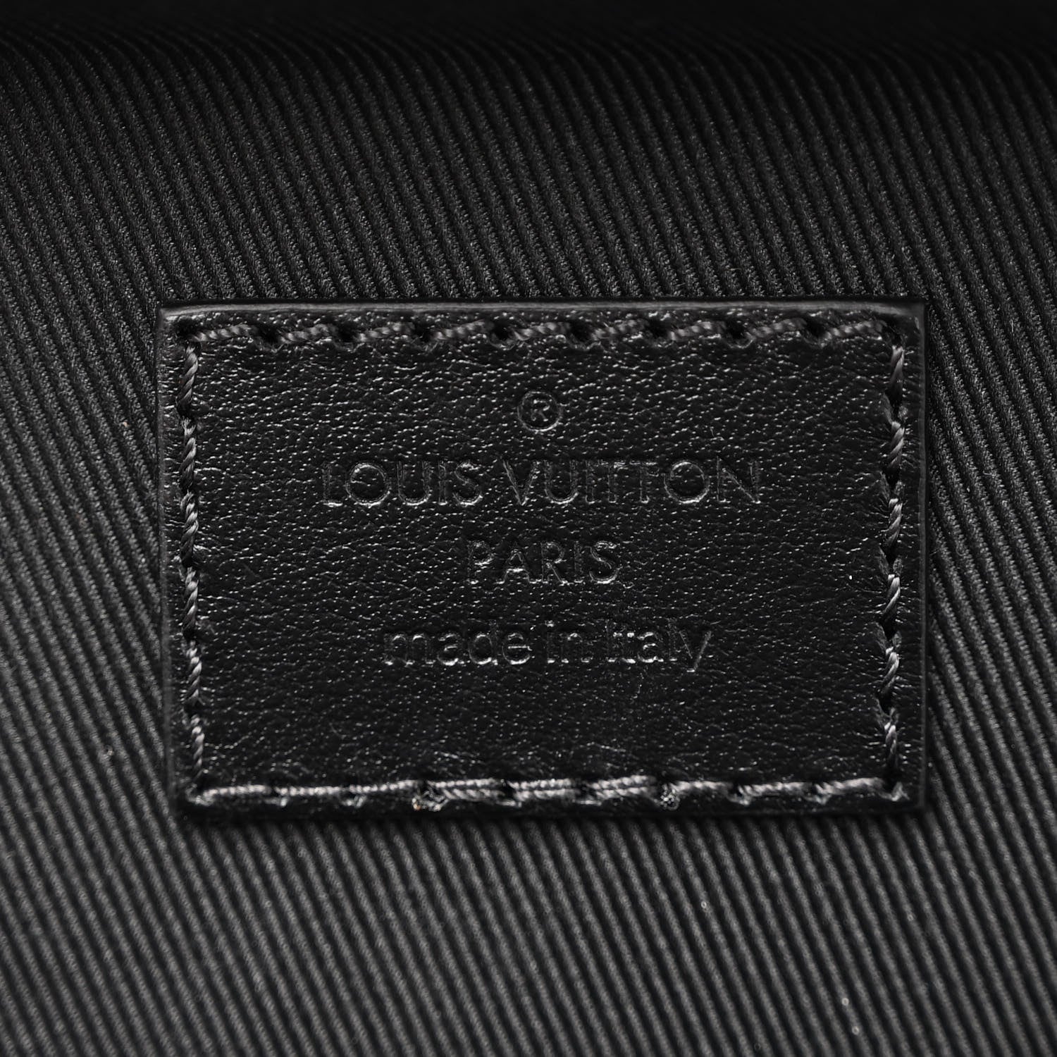 Louis Vuitton Taurillon Monogram Solar Ray Soft Trunk Black 6 of 10