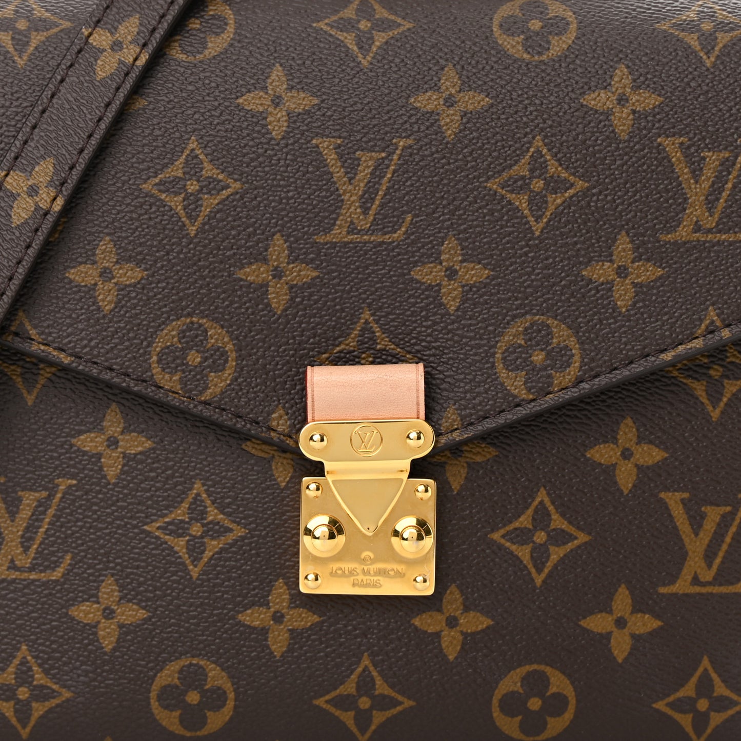 Monogram Pochette Metis