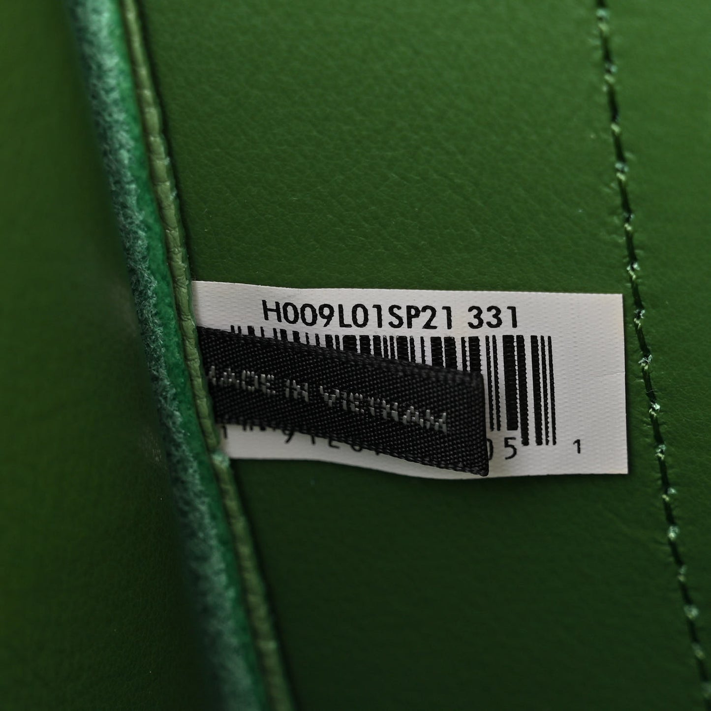 Grained Calfskin Small The Tote Bag Aspen Green