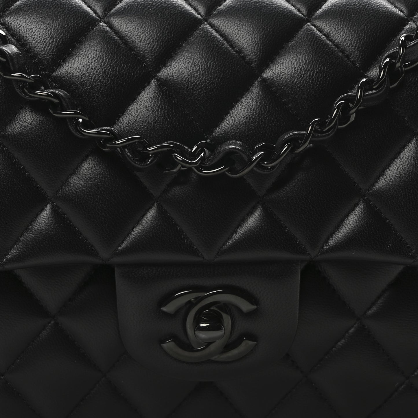 Lambskin Quilted Medium Double Flap So Black