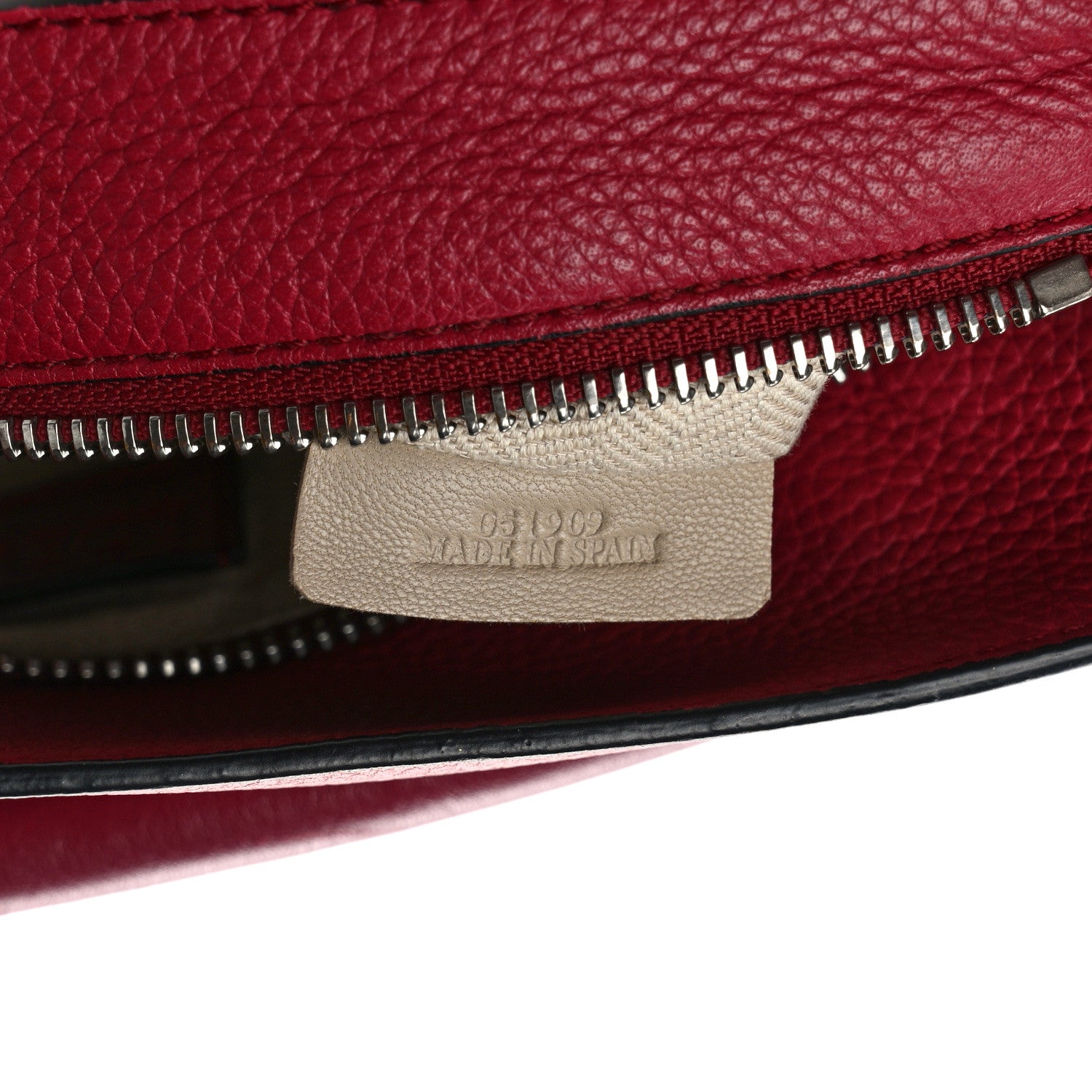 Loewe Calfskin Small Puzzle Bag Rouge 7 of 17