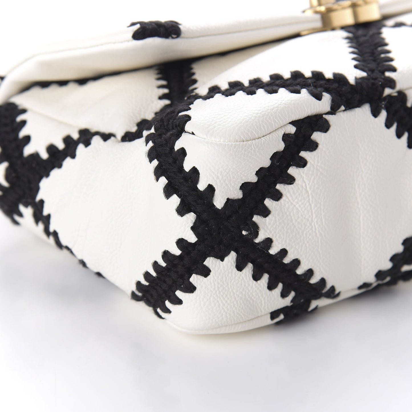 Calfskin Crochet Medium 19 Flap White Black